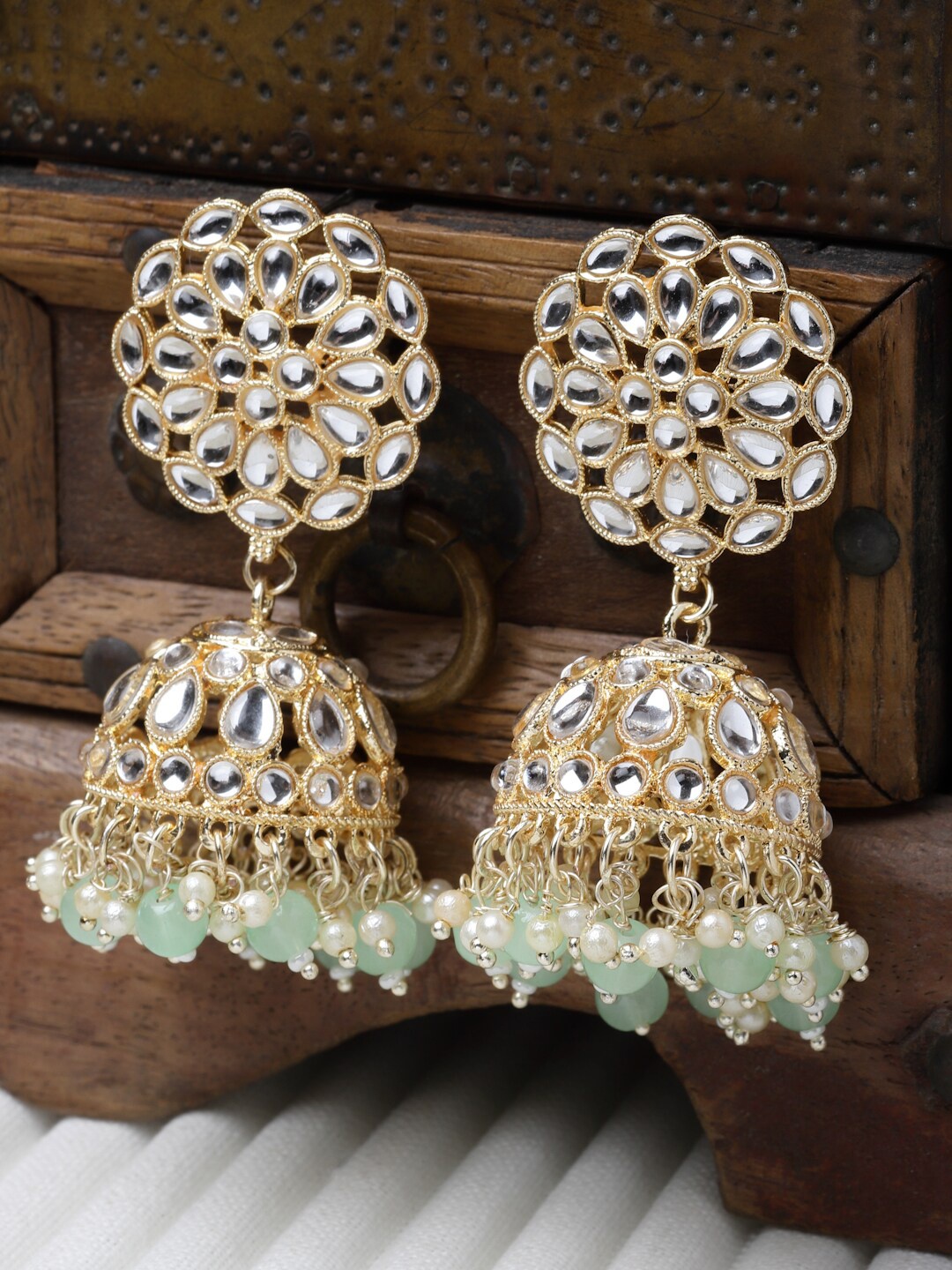 

ZENEME Gold-Plated Dome Shaped Kundan Studded Jhumkas