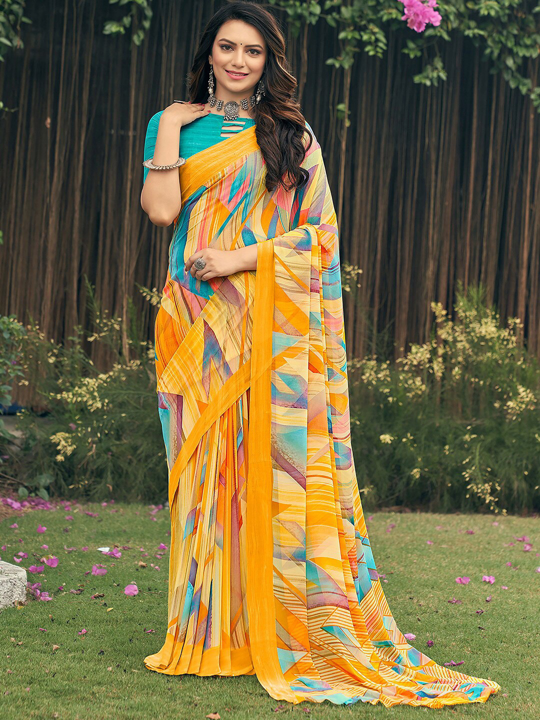 

Kasak Geometric Printed Pure Georgette Saree, Yellow