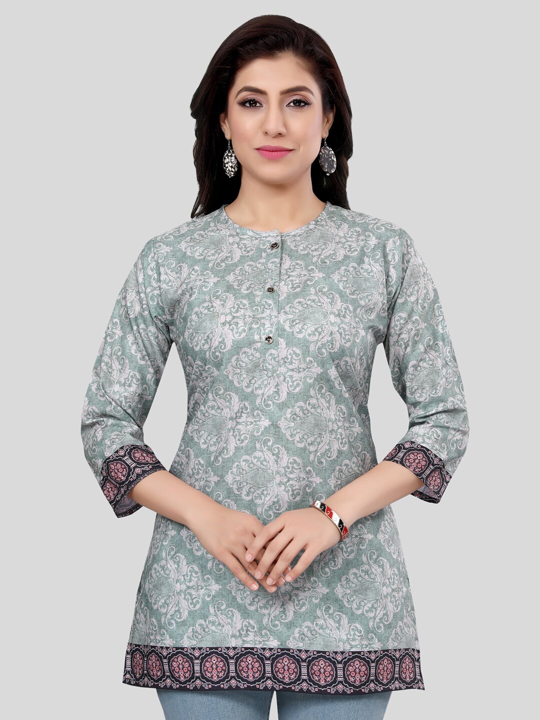 

Saree Swarg Ethnic Motifs Printed Kurti, Green