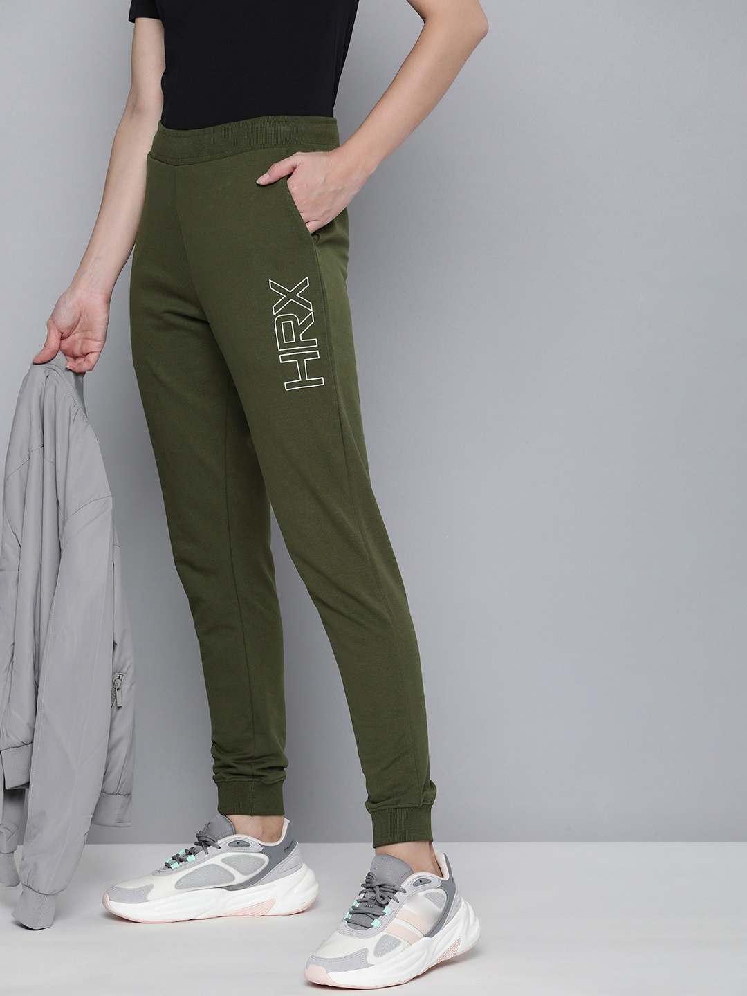 

HRX by Hrithik Roshan Women Typography Regular Fit Joggers, Green