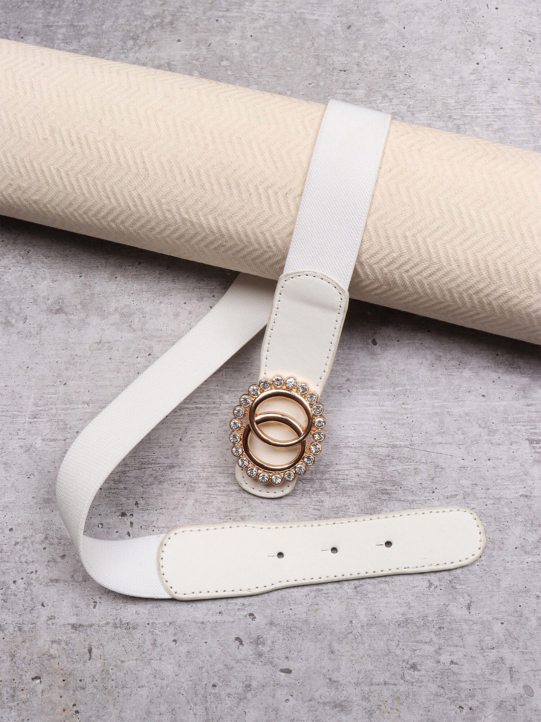 

Berrylush Women White Embellished Belt