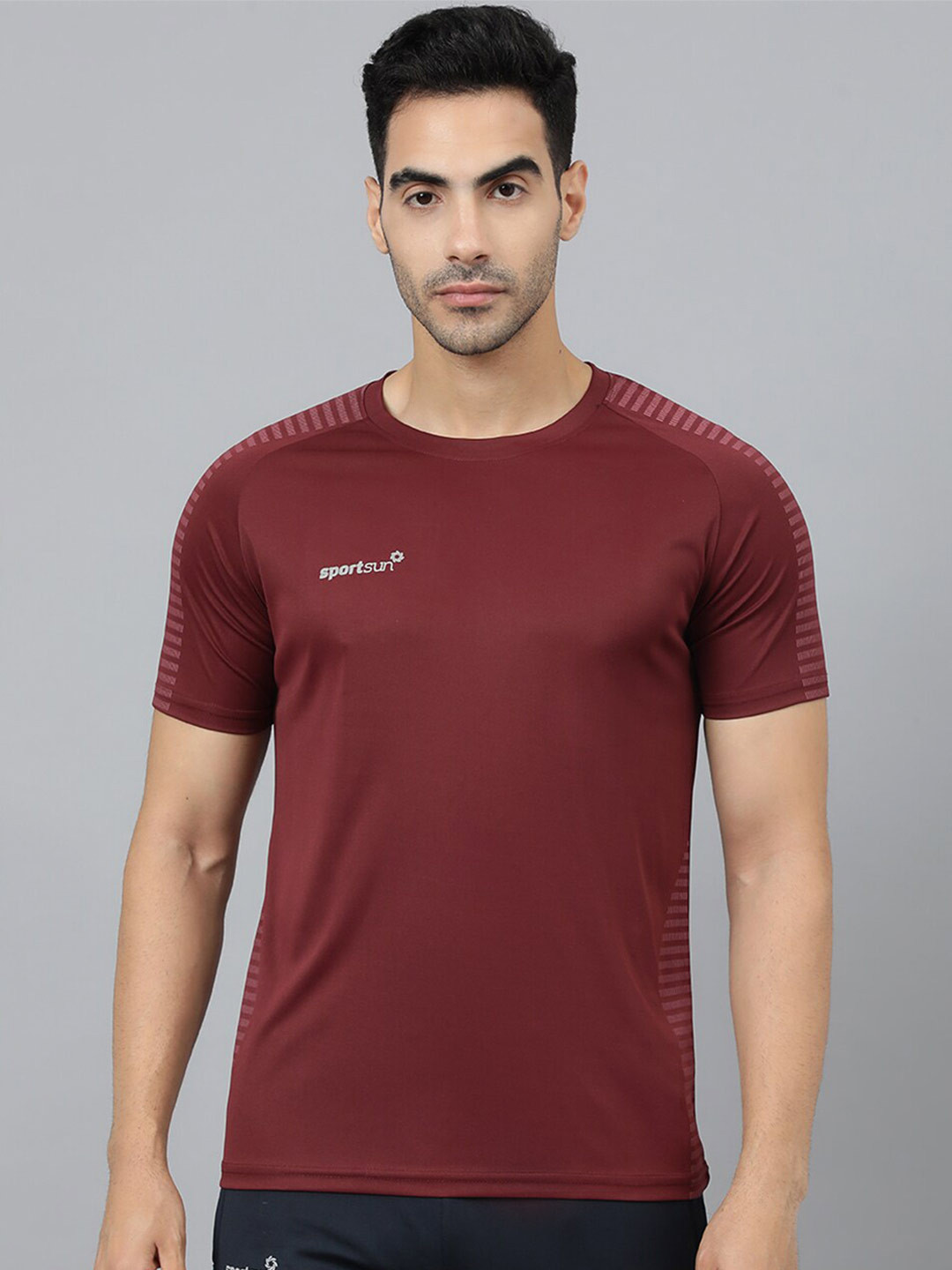 

SPORT SUN Round Neck Sports T-shirt, Maroon