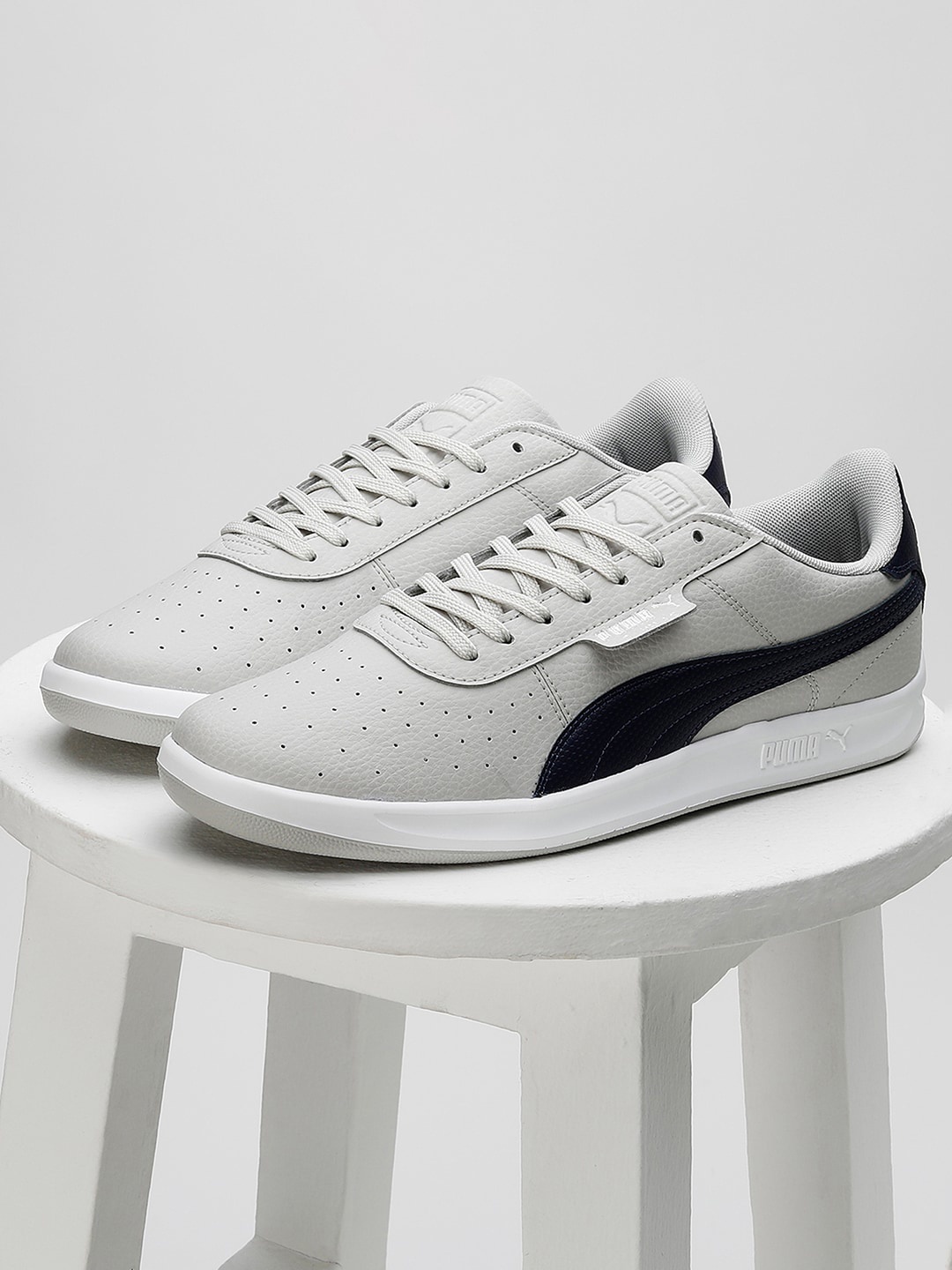 

Puma Men G.VILAS 2.0 Perforations Sneakers, Grey