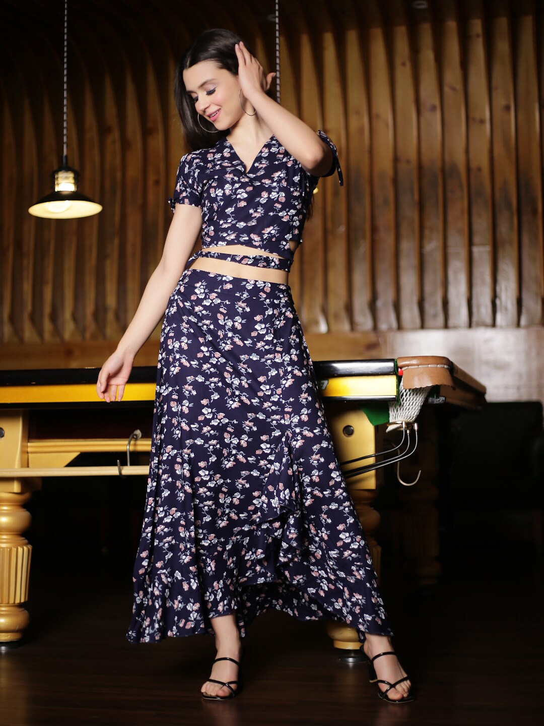 

Sera Floral Printed Crop Top With Long Skirt, Navy blue