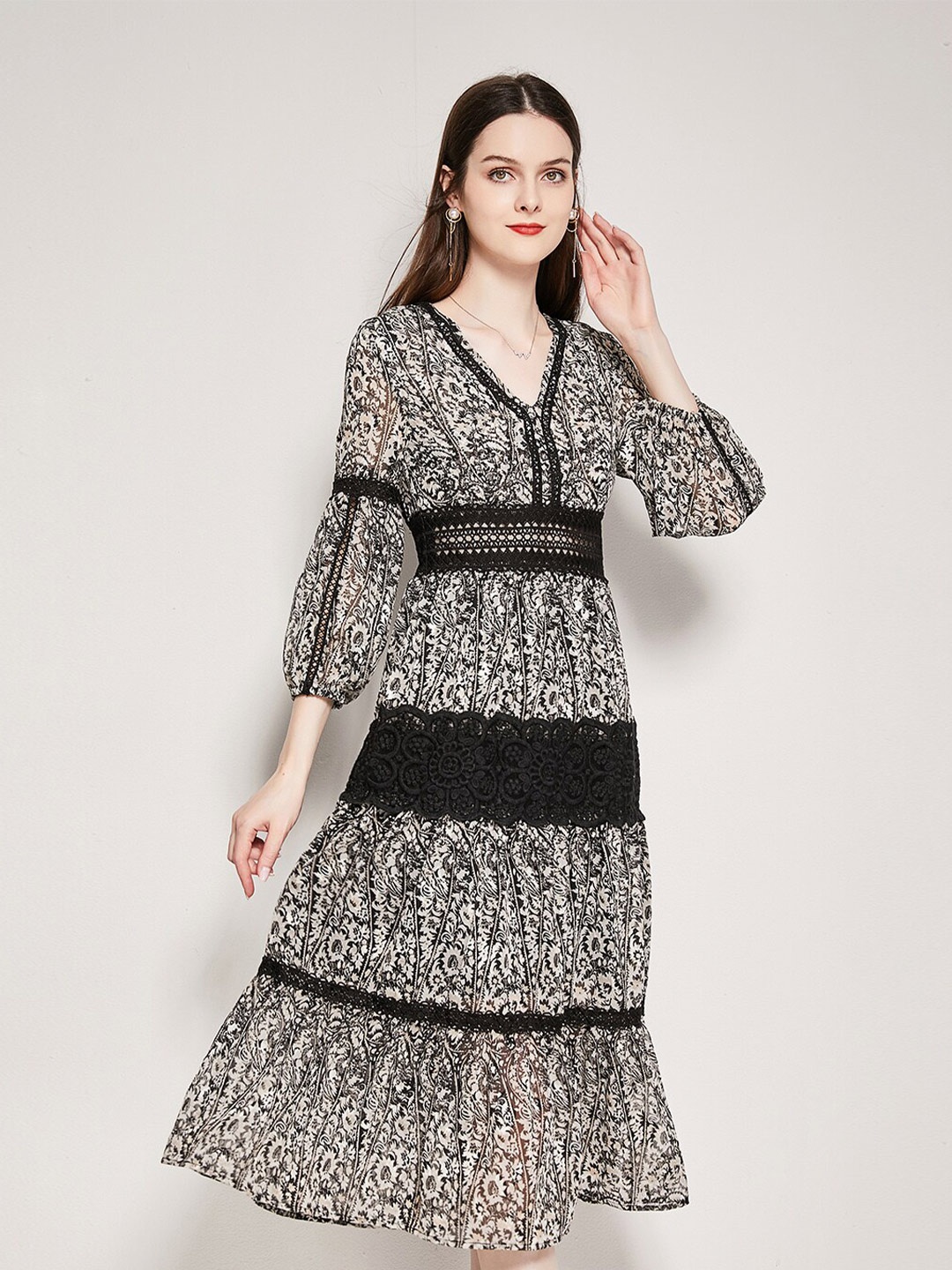 

JC Collection Black Floral Print Midi Dress
