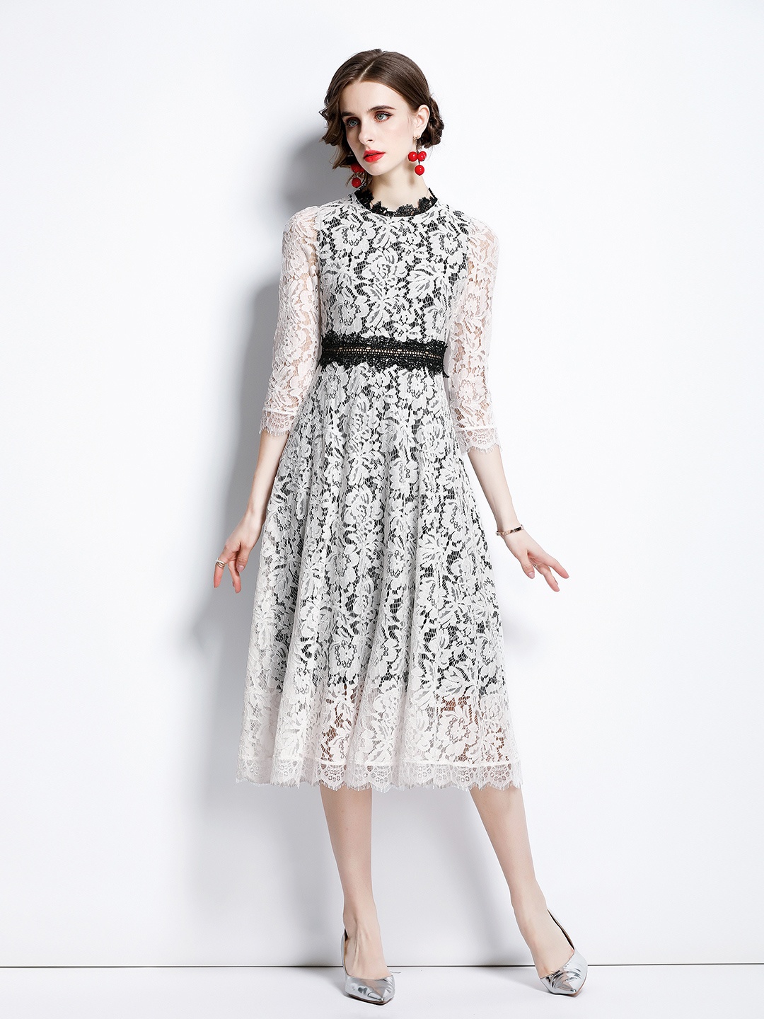 

JC Collection White Floral Fit & Flare Midi Dress