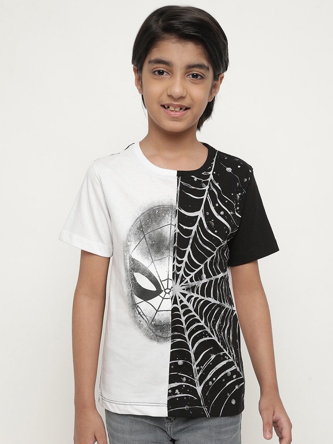 

Octave Boys Spider Man Printed Casual T-shirt, White