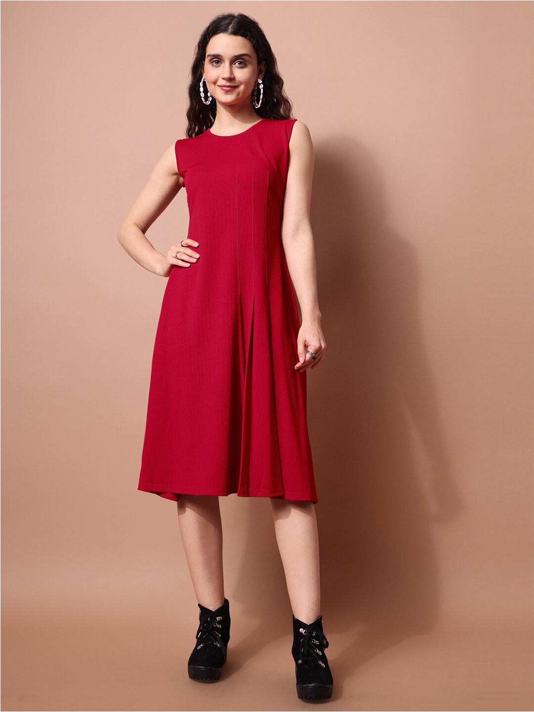 

PURVAJA Round Neck Sleeveless A-Line Midi Dress, Red