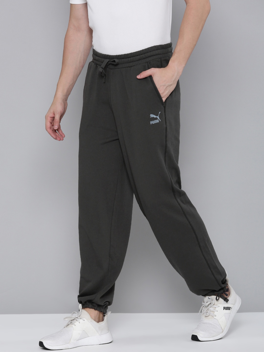 

Puma Men Brand Logo Printed Relaxed Fit CLASSICS RE:ESCAPE Joggers, Grey