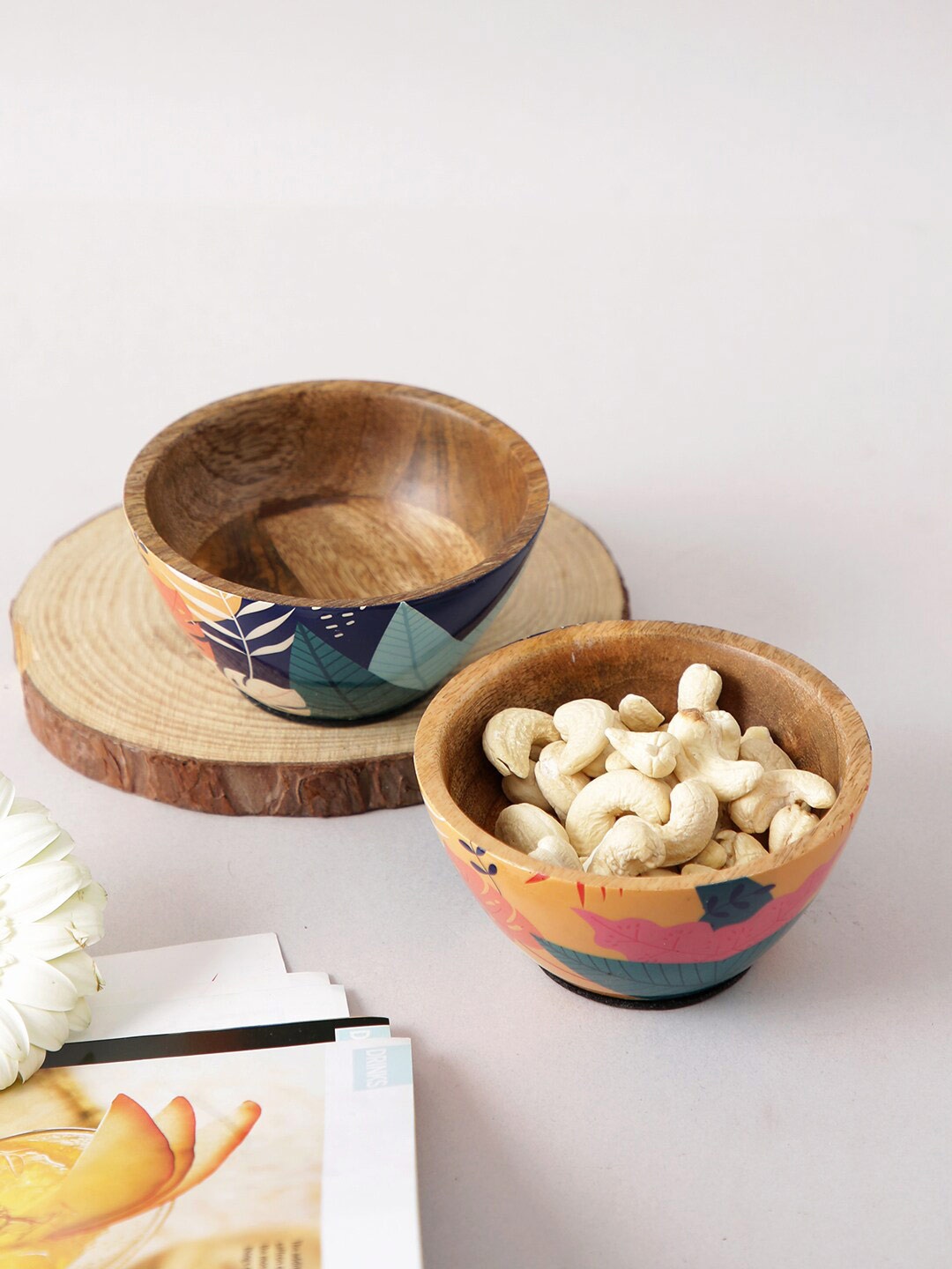 

Aapno Rajasthan Brown & Blue 2 Pieces Printed Matte Wood Serving Bowl With Enamel Coating