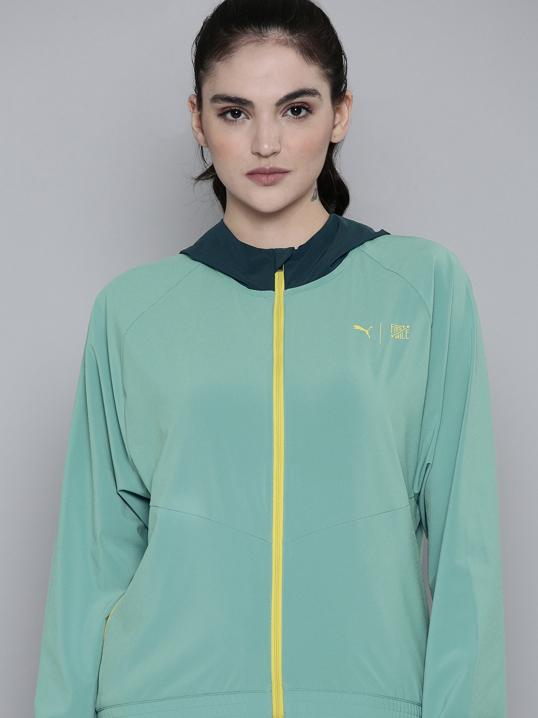

Puma W First Mile dryCELL Running Bomber Jacket, Blue