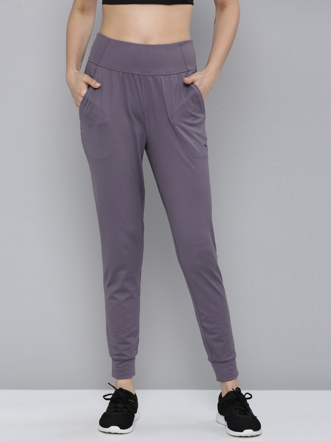 

Puma Women Solid Studio Foundation dryCELL Regular fit Yoga Sustainable Joggers, Purple