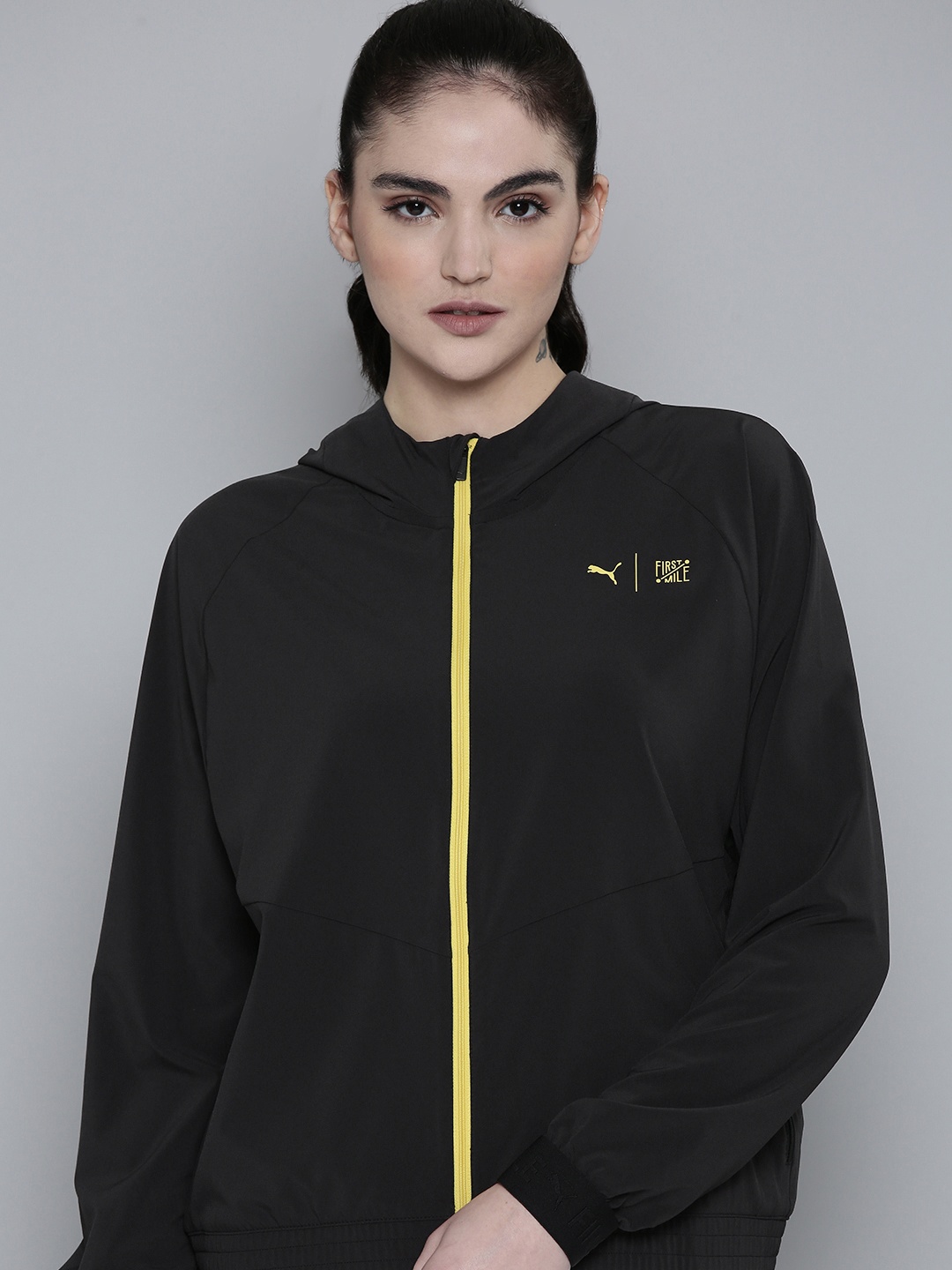 

Puma W First Mile dryCELL Running Bomber Jacket, Black