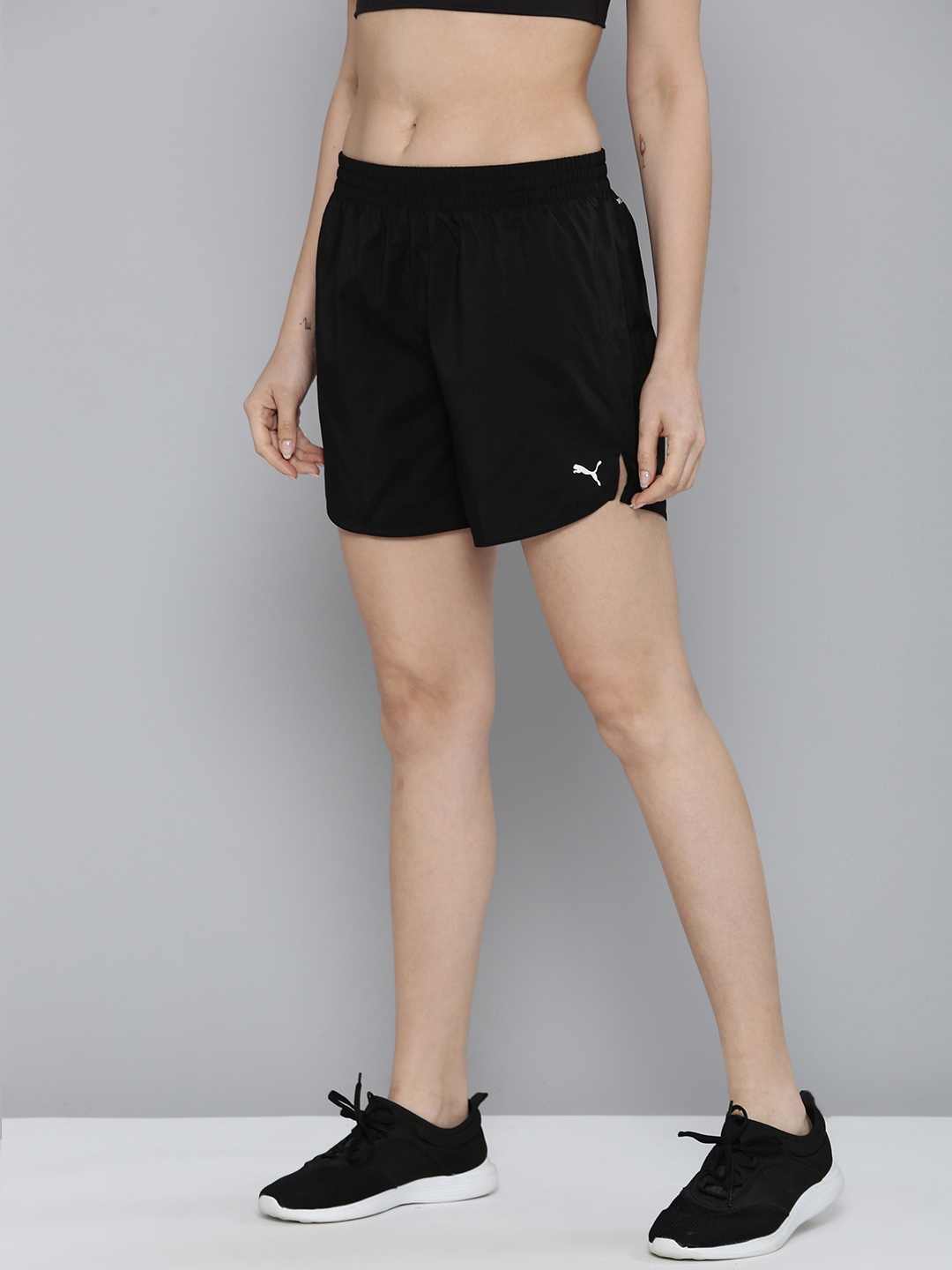 

Puma Women Fav Woven 5" dryCELL Running Shorts, Black