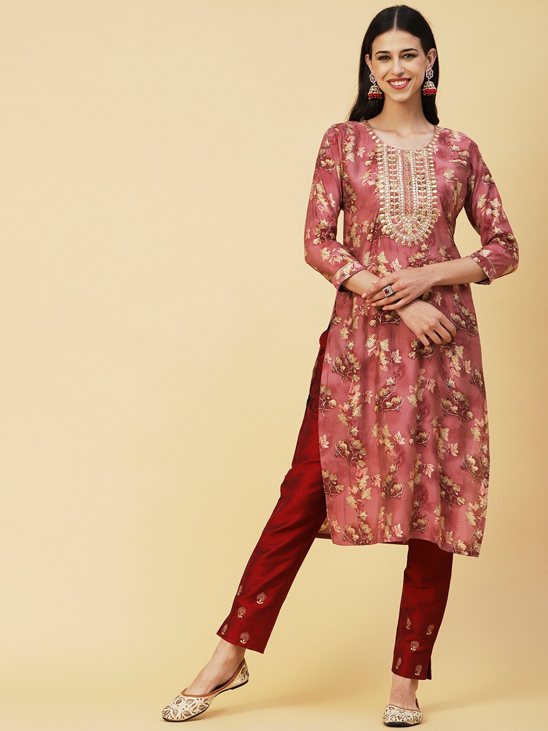 

FASHOR Rose Gold & Beige Floral Printed Thread Work Kurta