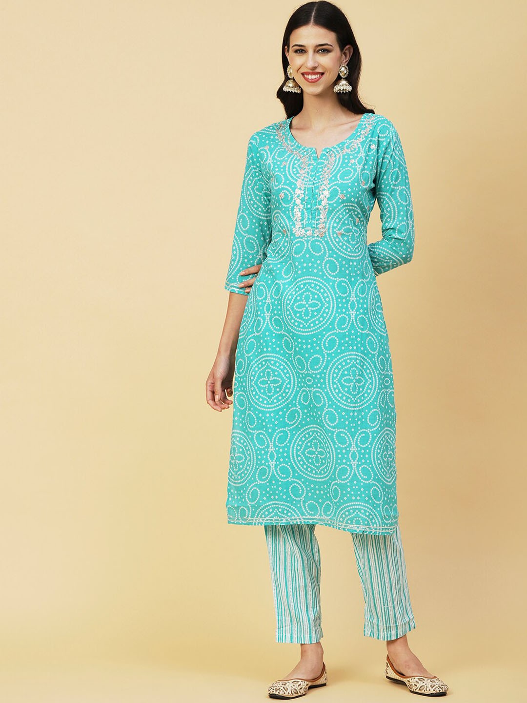 

FASHOR Sea Green & White Bandhani Printed Zari Pure Cotton Kurta with Trousers