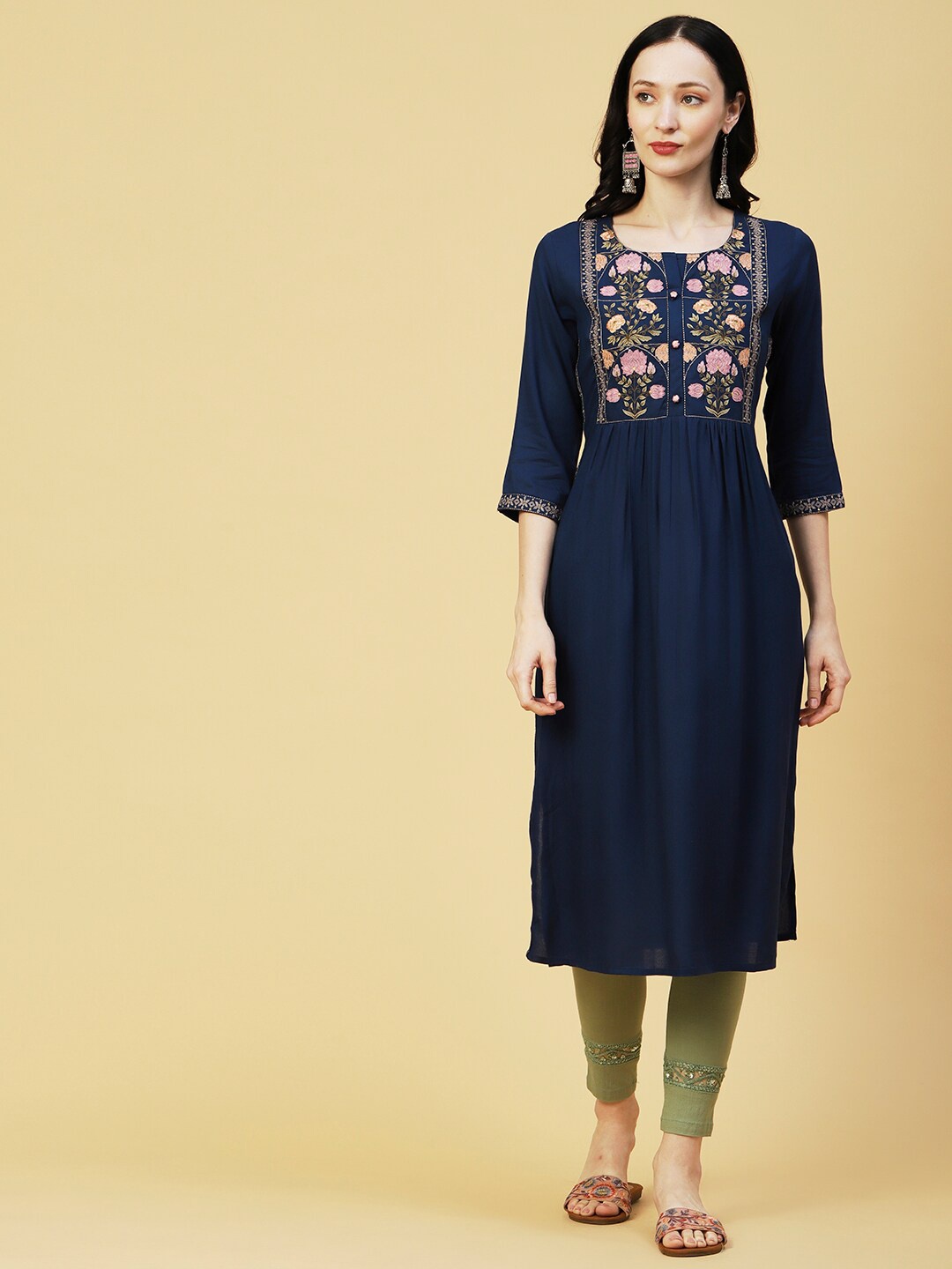 

FASHOR Navy Blue & Pink Floral Embroidered Pleated Kurta