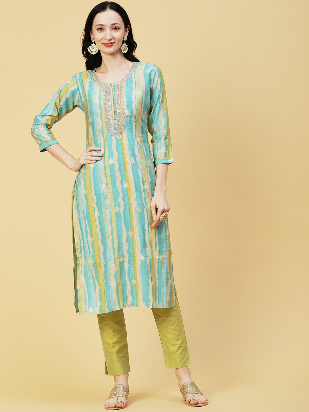 

FASHOR Turquoise Blue & Green Striped Notched Neck Thread Work Kurta