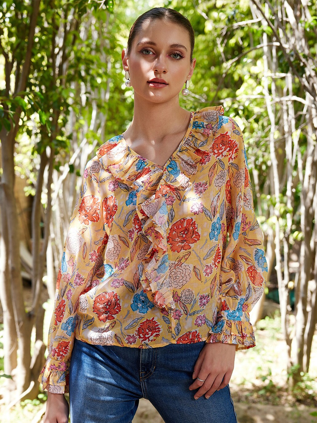 

STREET 9 Yellow Floral Printed Bell Sleeve Ruffles Top