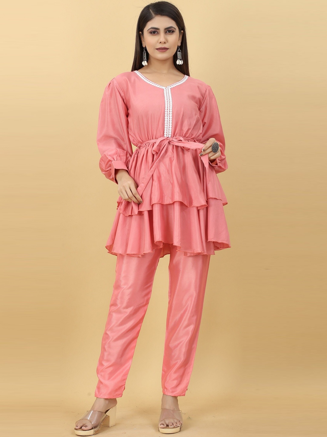 

YOYO Fashion V-Neck Regular Silk Crepe Kurta with Trousers, Pink