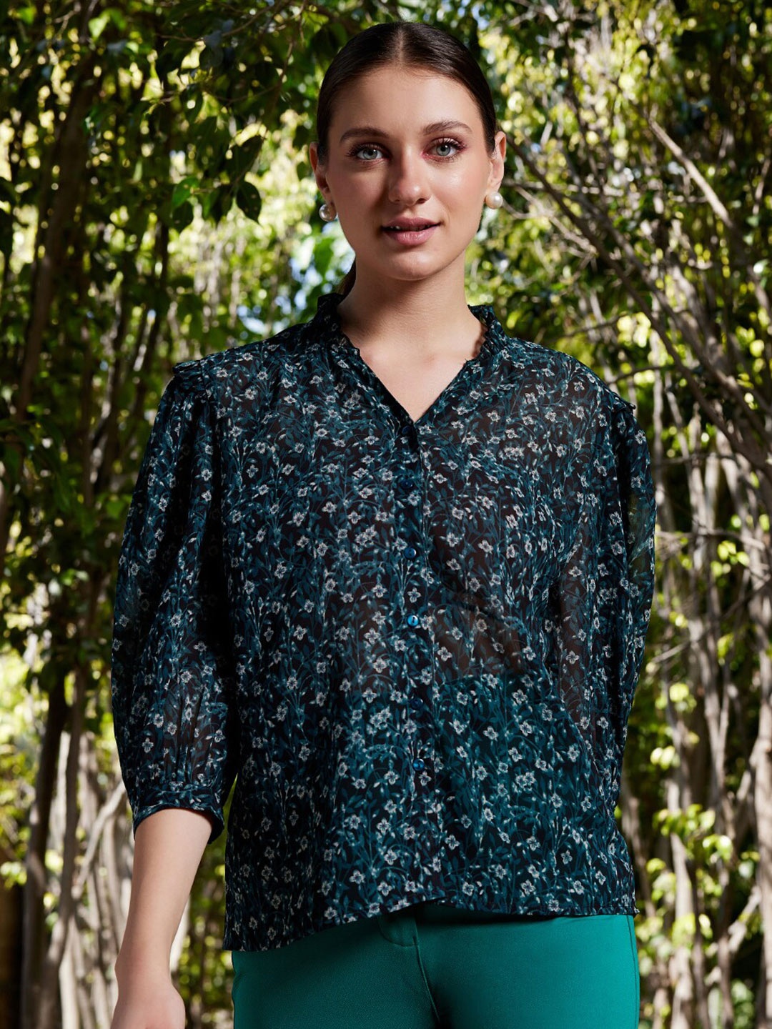 

STREET 9 Green Comfort Floral Printed Casual Shirt