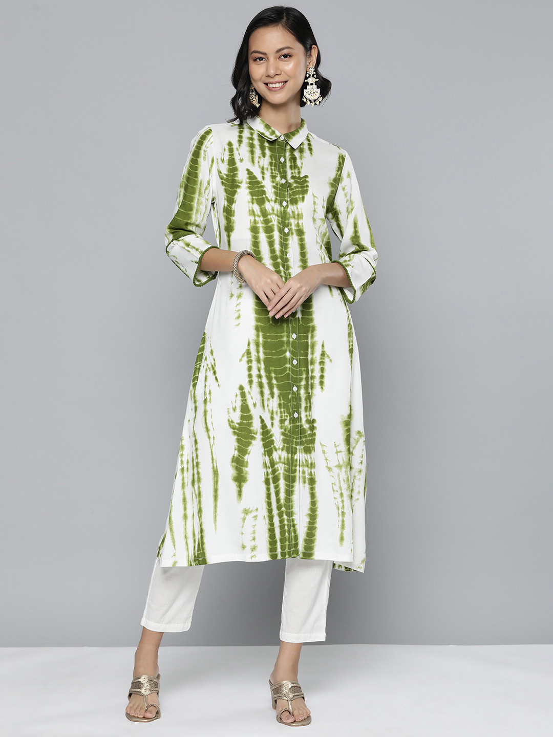 

HERE&NOW Women Dyed A-Line Kurta, Green