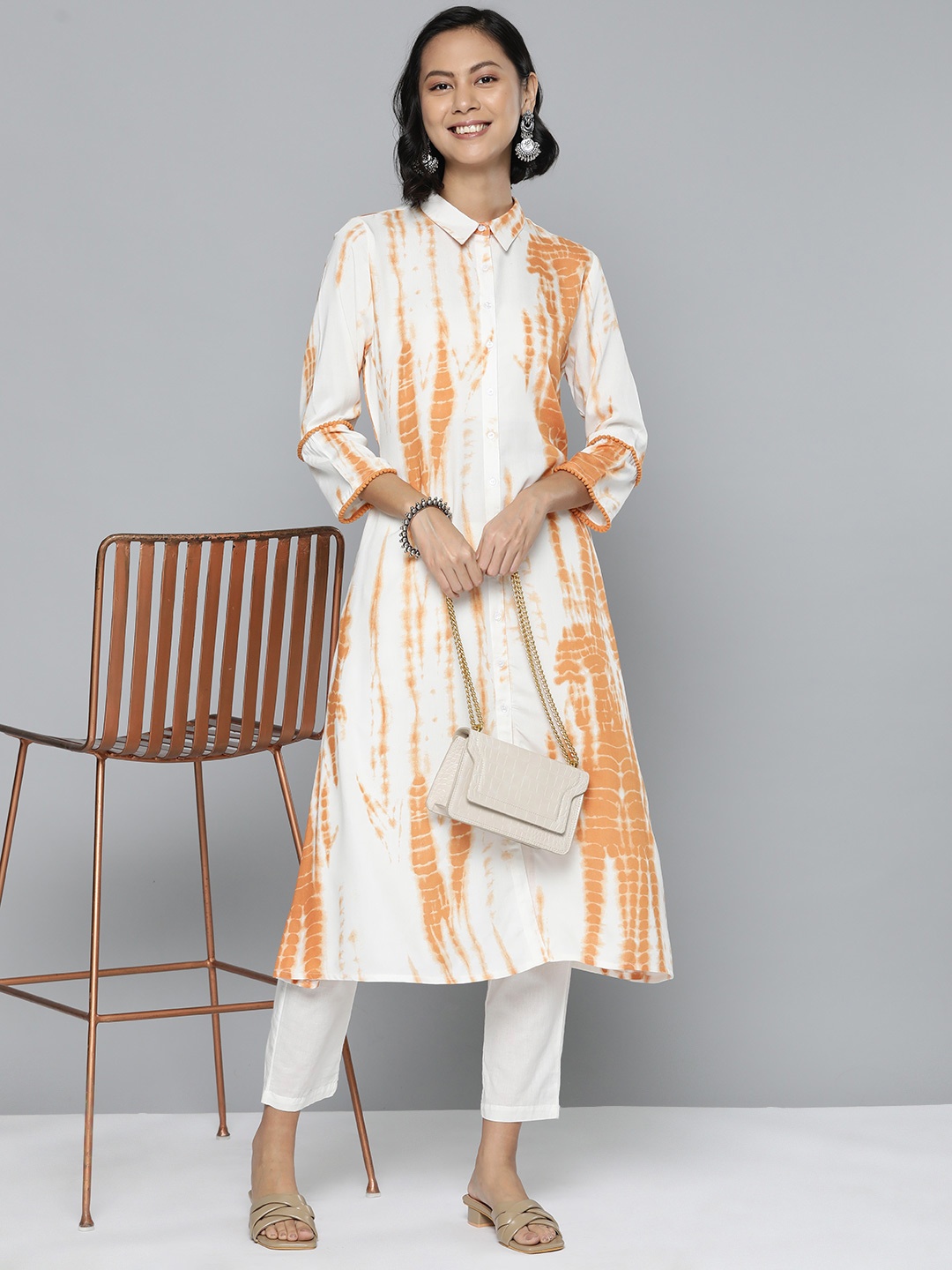 

HERE&NOW Women Dyed A-Line Kurta, Brown