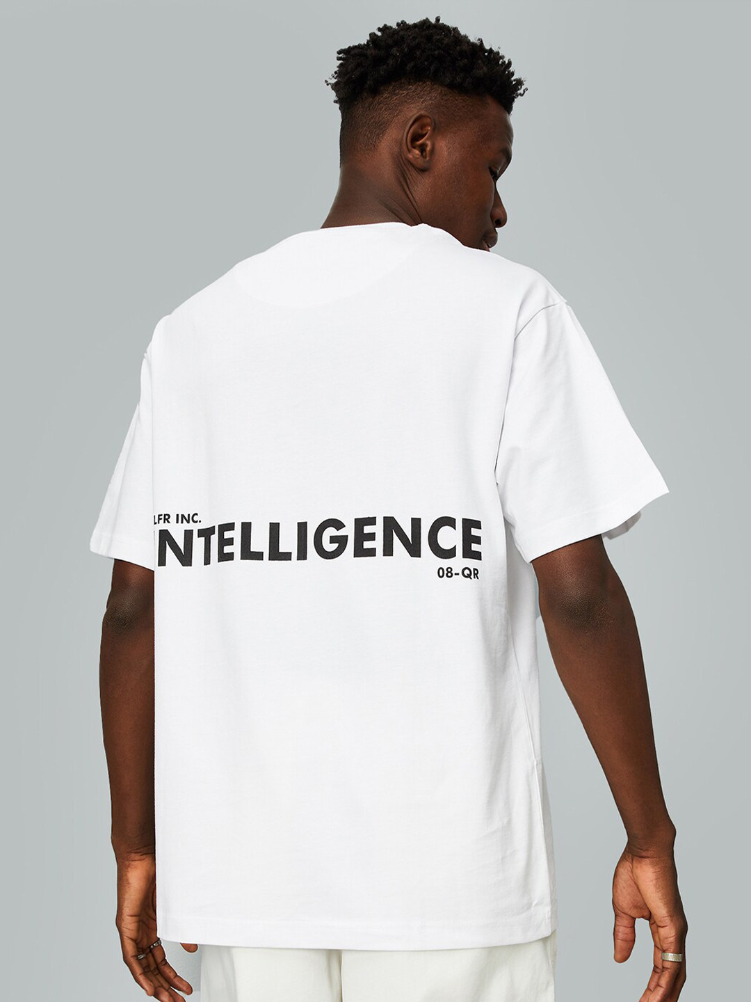 

max Typography Printed Drop-Shoulder Sleeves Pure Cotton Oversize Fit T-shirt, White