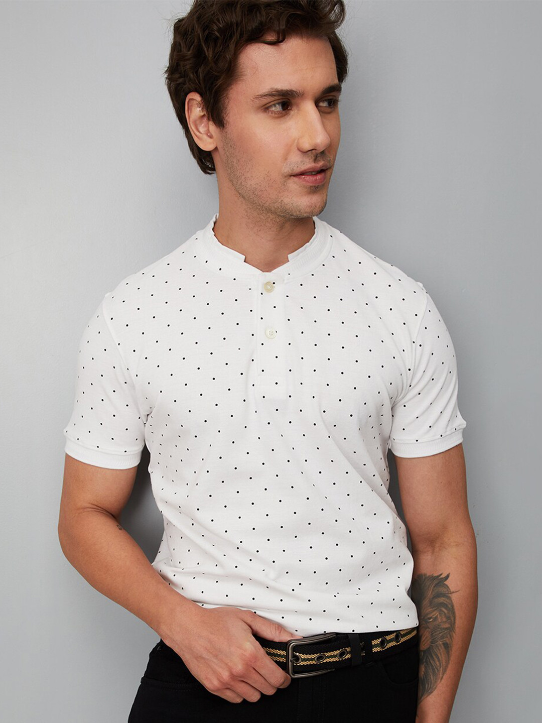 

max Polka Dots Printed Henley Neck T-Shirt, White