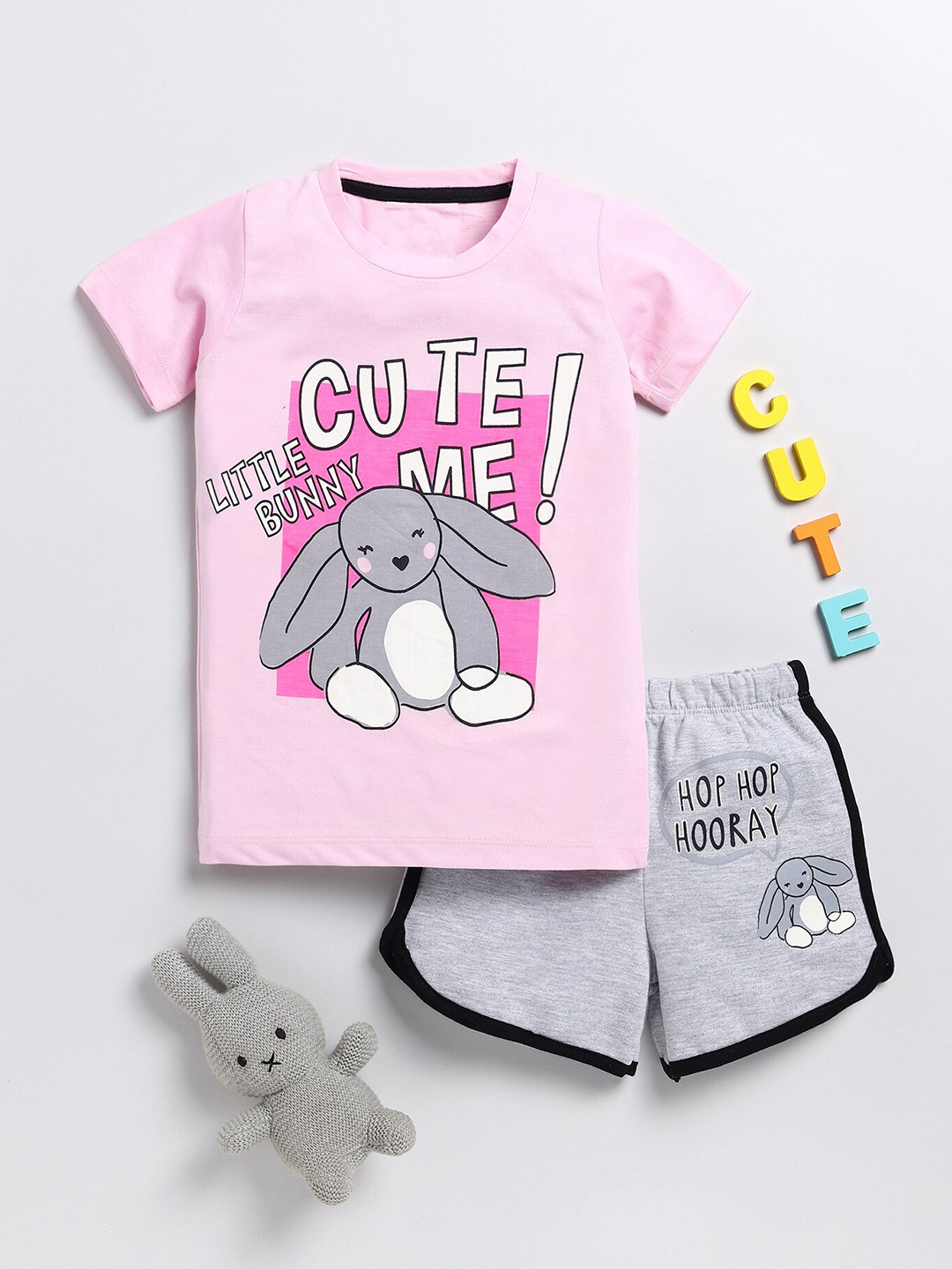 

YK Girls Printed Round Neck Short Sleeves T-shirt with Shorts Clothing Set, Pink