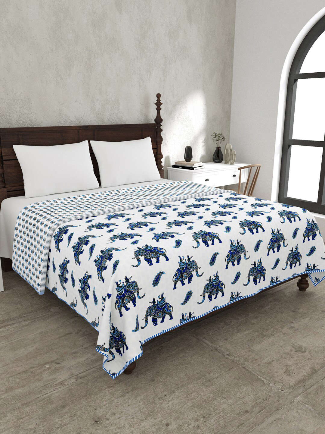 

JAIPUR FABRIC White & Blue Ethnic Motifs Mild Winter 120 GSM Double Bed Dohar