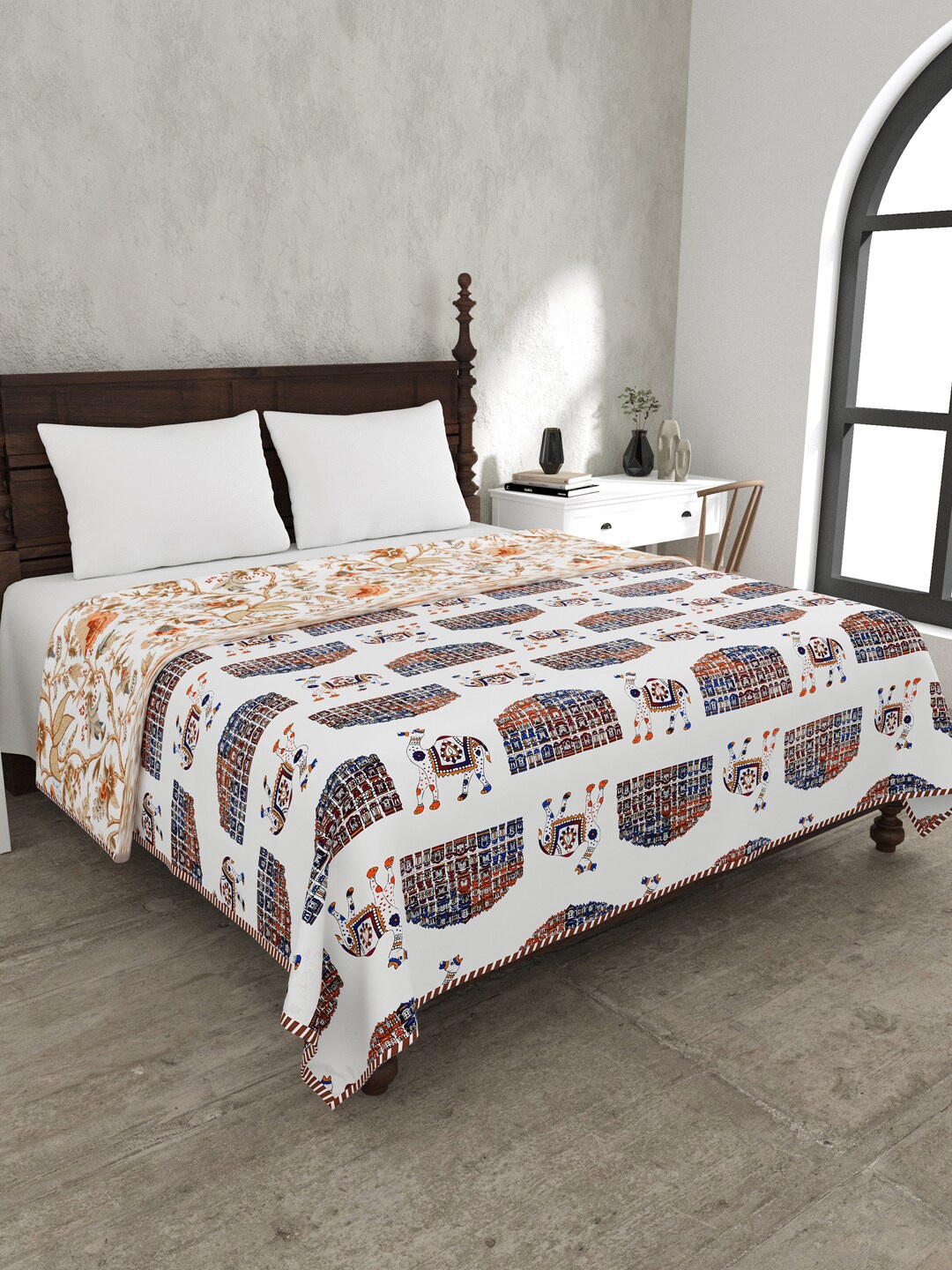 

JAIPUR FABRIC White & Orange Ethnic Motifs Mild Winter 120 GSM Double Bed Dohar