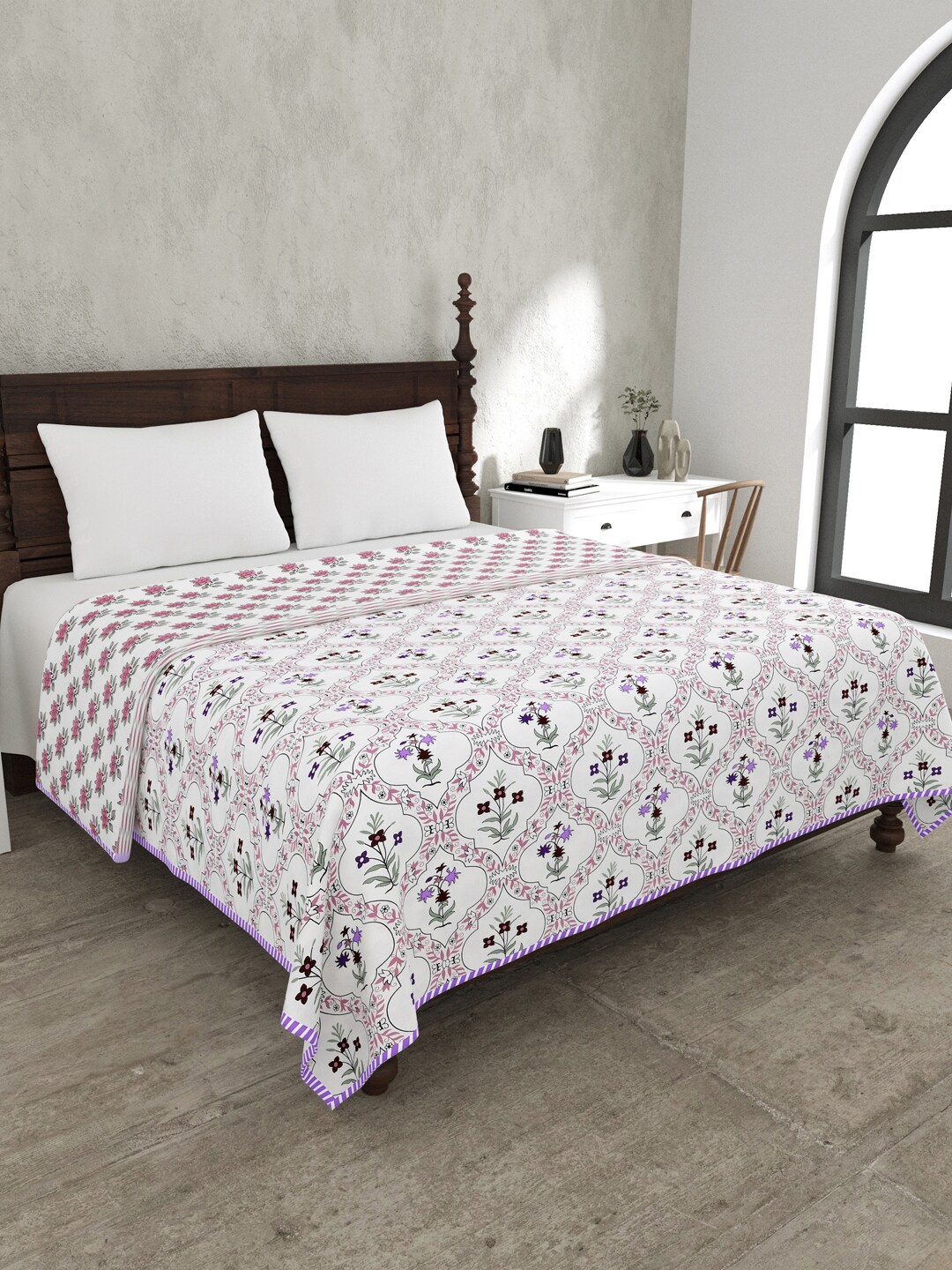 

JAIPUR FABRIC White & Purple Floral Mild Winter 120 GSM Double Bed Dohar