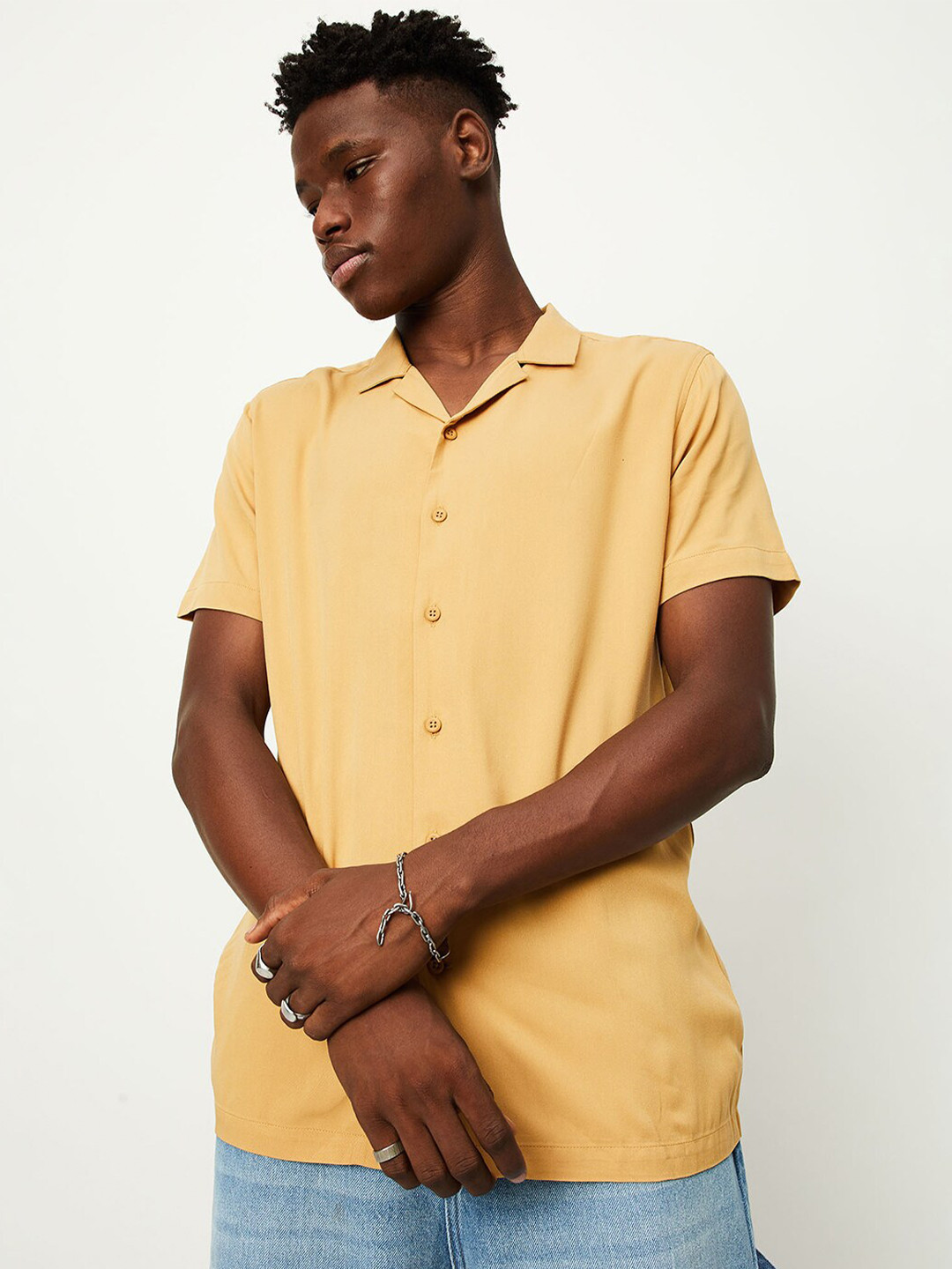 

max Spread Collar Slim Fit Casual Shirt, Yellow