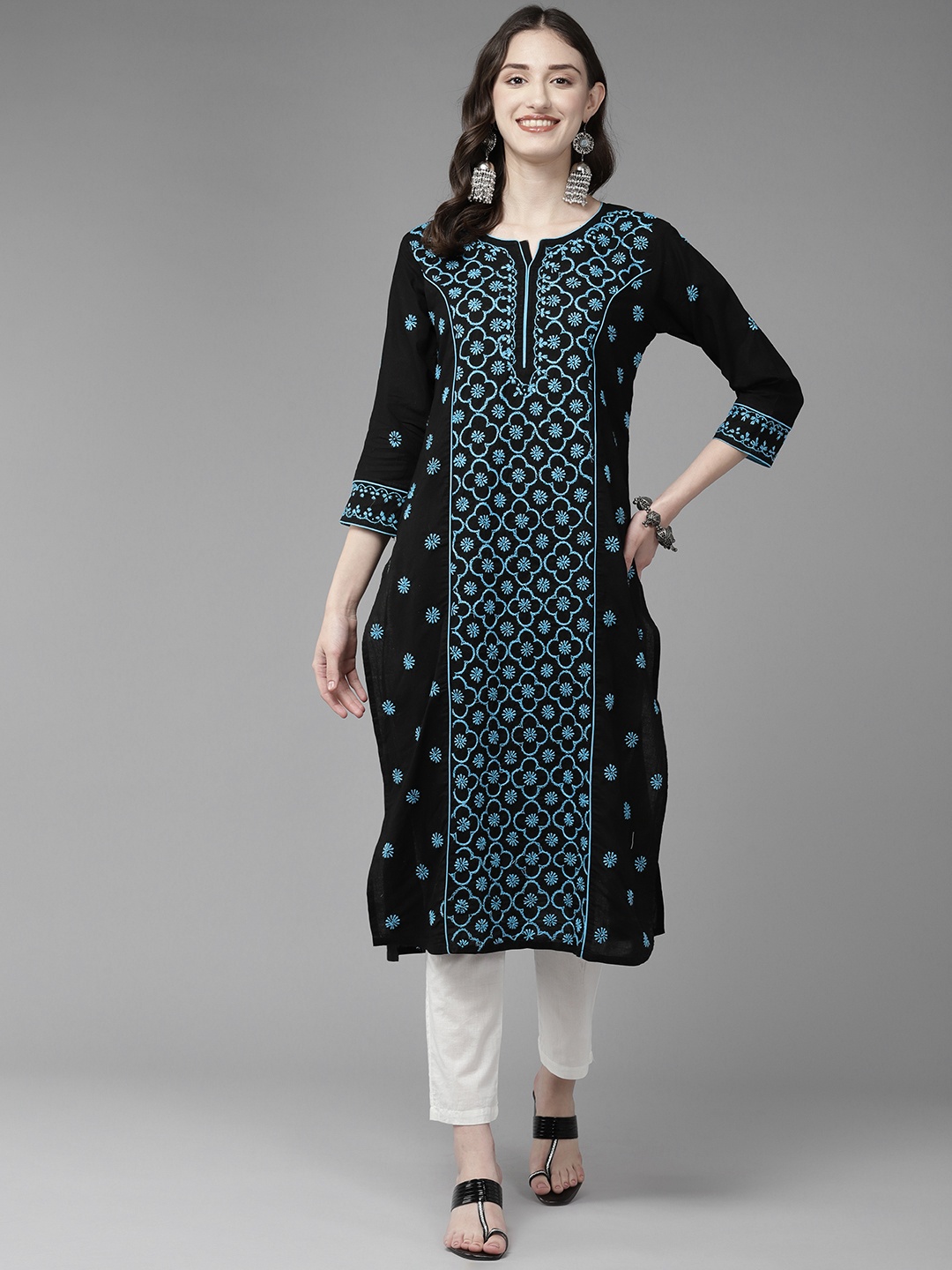 

ADA Women Floral Embroidered Cotton Chikankari Kurta, Black