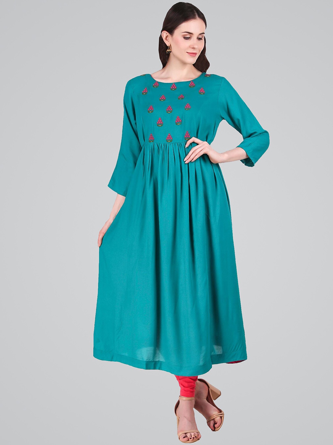 

METRO-FASHION Floral Yoke Design Thread Work Kurta, Blue