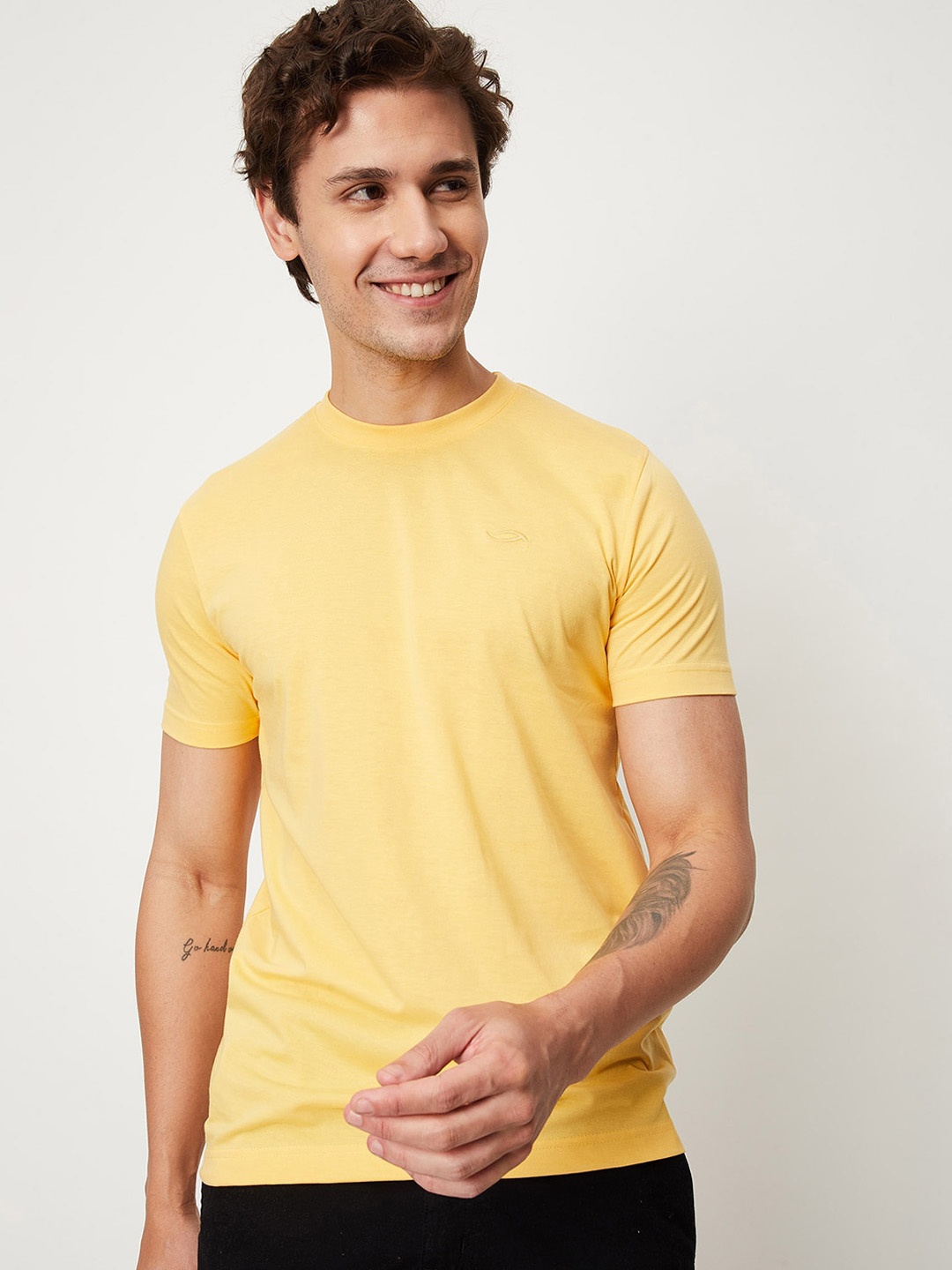 

max Round Neck Short Sleeves Cotton Lounge Tshirts, Yellow
