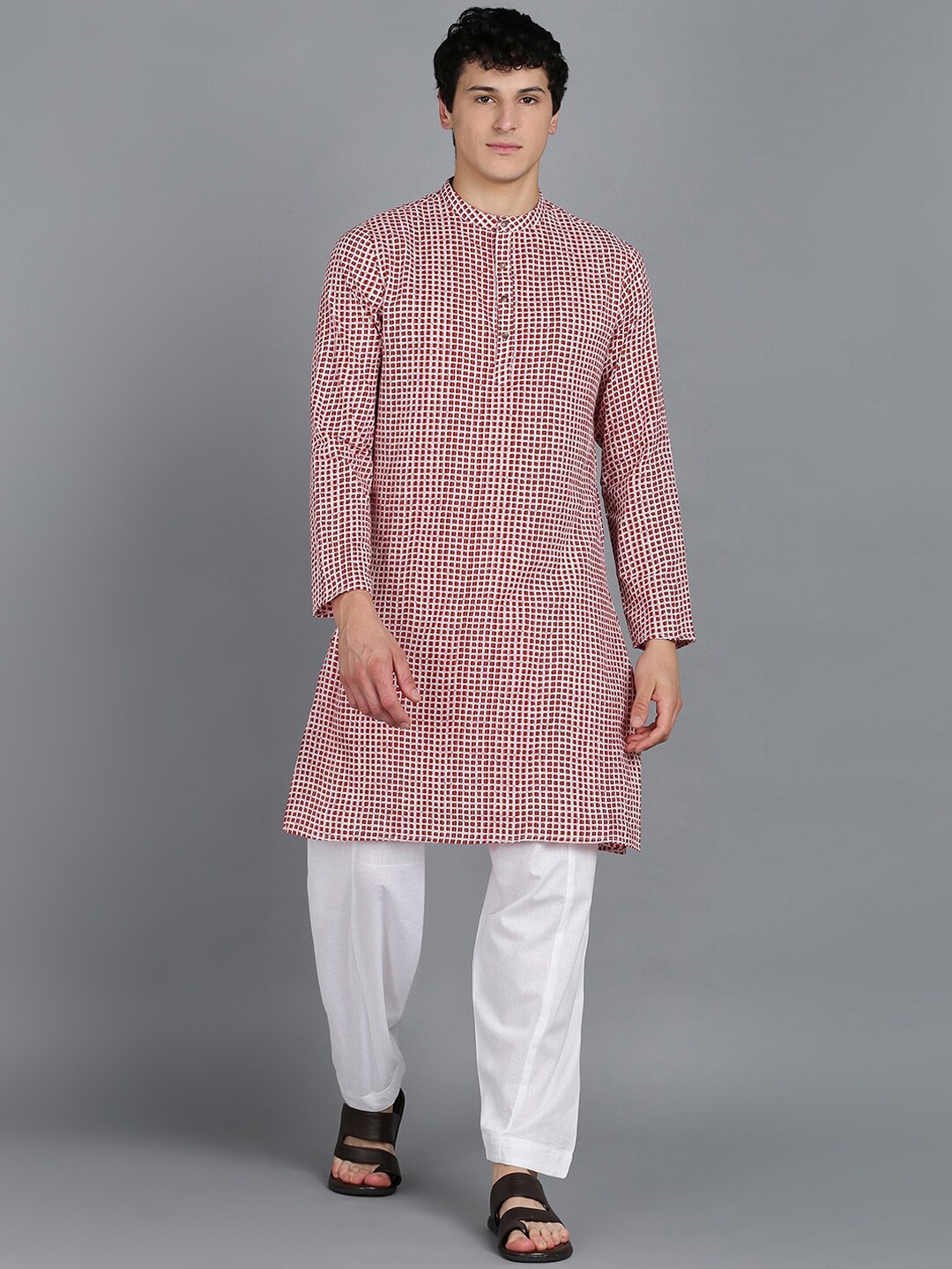 

MALHAAR Abstract Printed Band Collar Pure Cotton Kurta with Pyjamas, Red