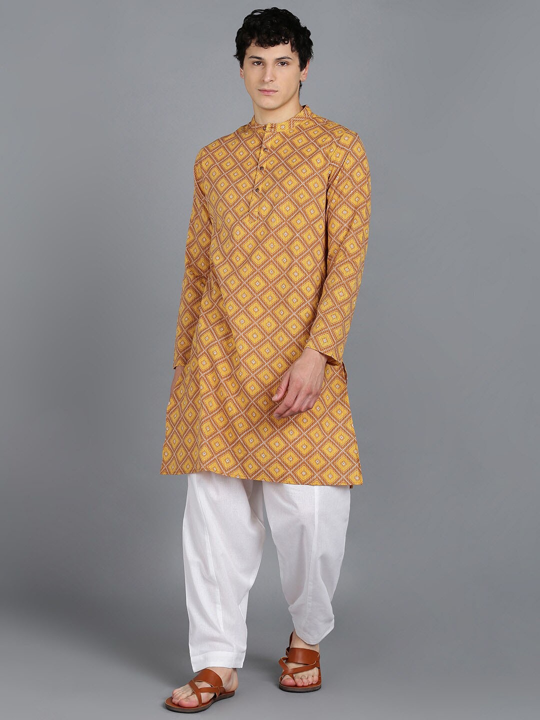 

MALHAAR Ethnic Motifs Printed Pure Cotton Kurta with Pyjamas, Mustard