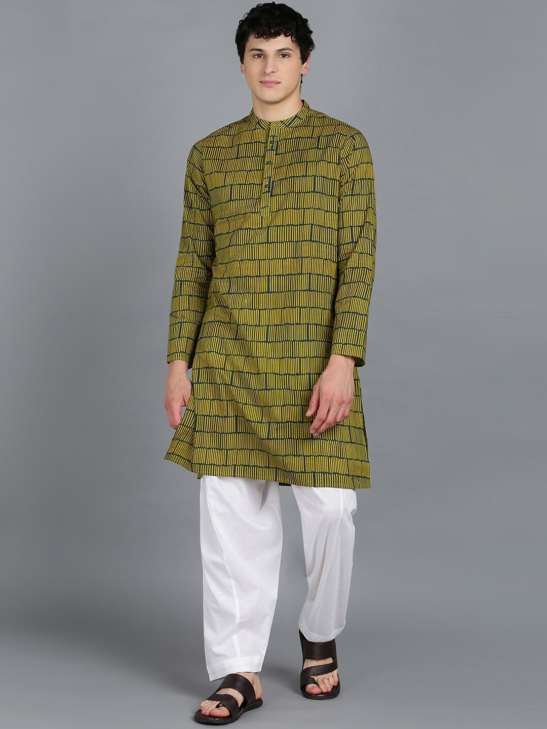 

MALHAAR Band Collar Geomteric Printed Pure Cottom Kurta with Salwar, Navy blue