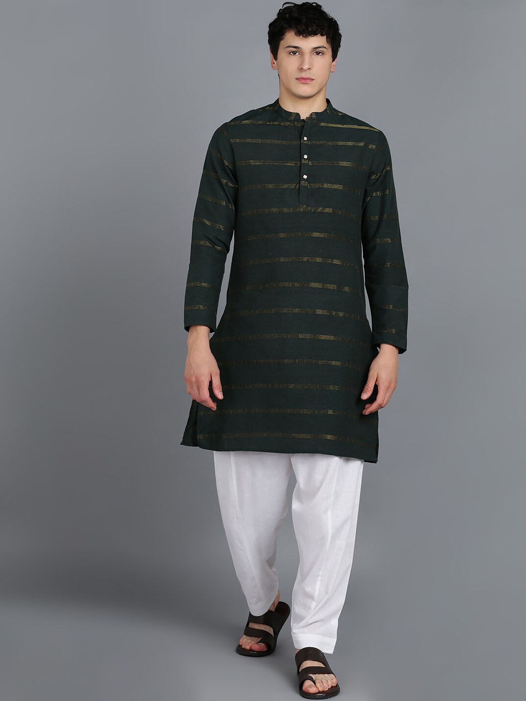 

MALHAAR Band Collar Zari Striped Kurta with Salwar, Green