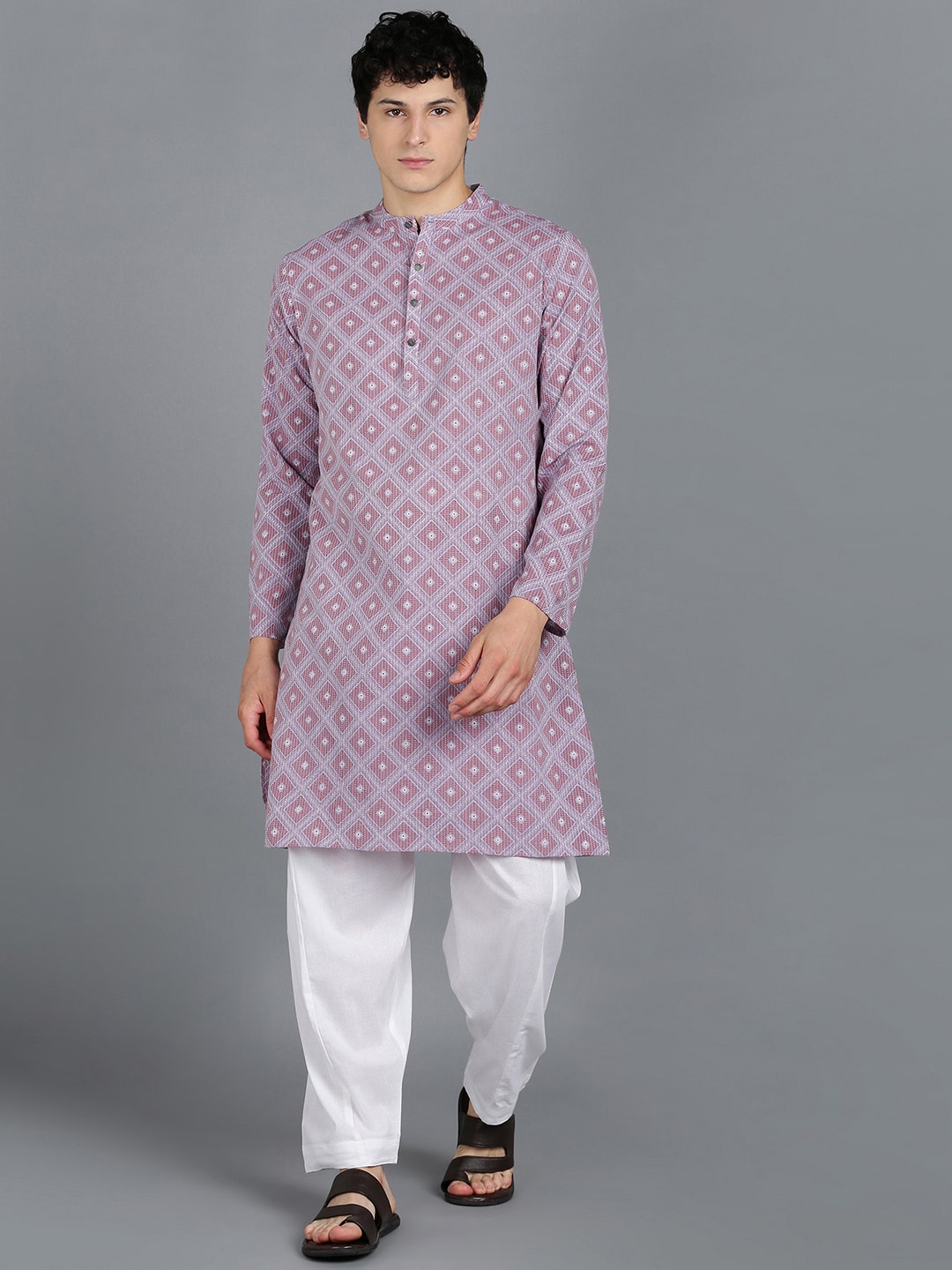 

MALHAAR Band Collar Geometric Printed Pure Cotton Kurta with Pyjamas, Purple