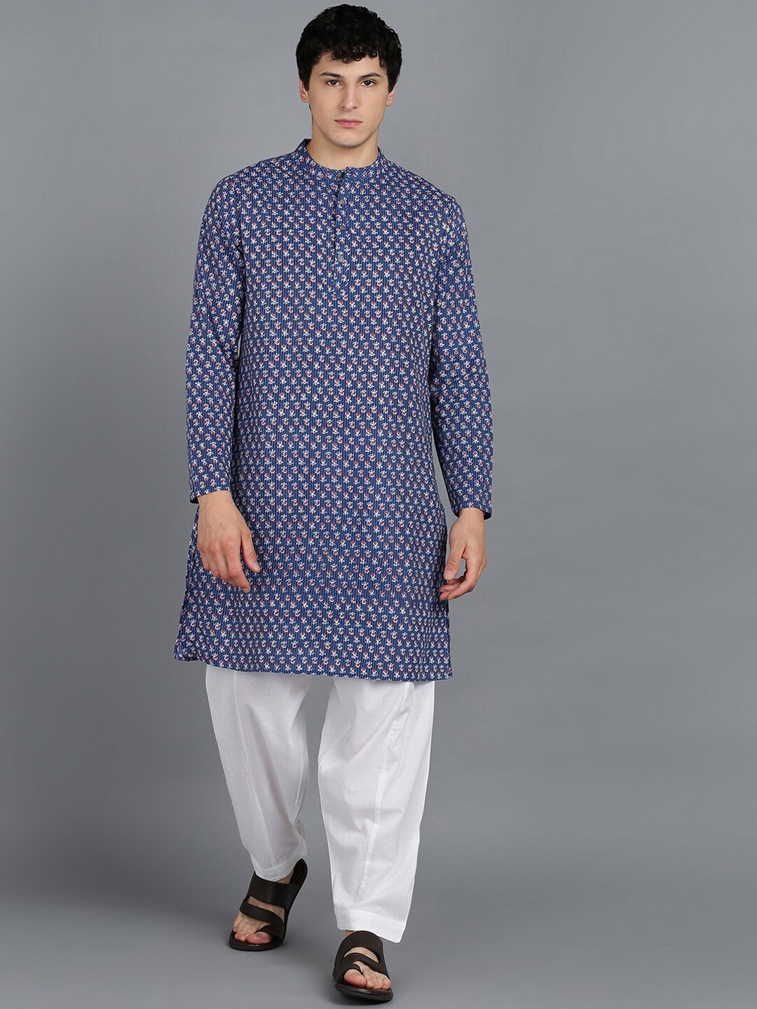 

MALHAAR Floral Printed Pure Cotton Kurta with Salwar, Navy blue