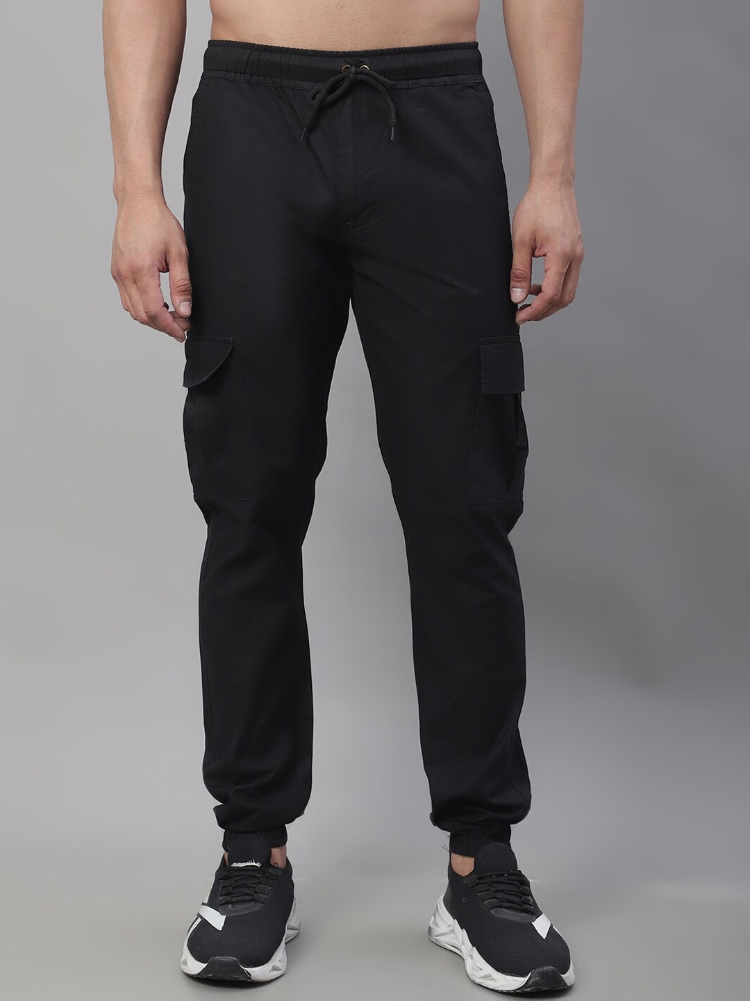 

JAINISH Men Relaxed Tapered Fit Cotton Cargo Trousers, Black