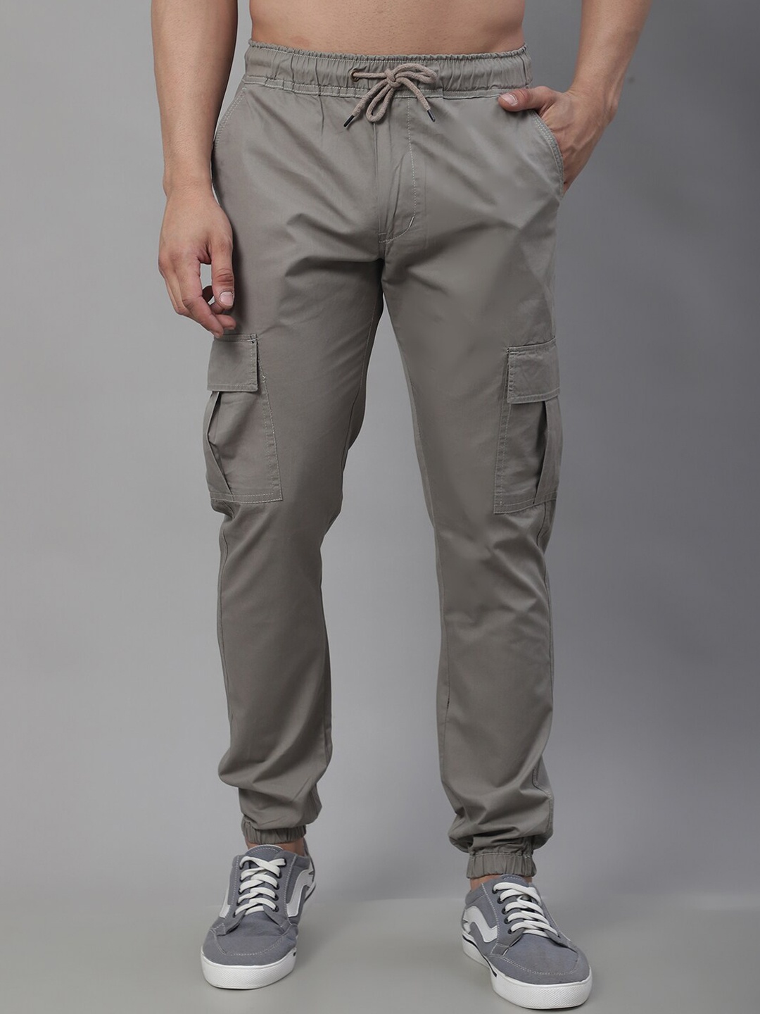 

JAINISH Men Relaxed Tapered Fit Cotton Cargo Trousers, Grey