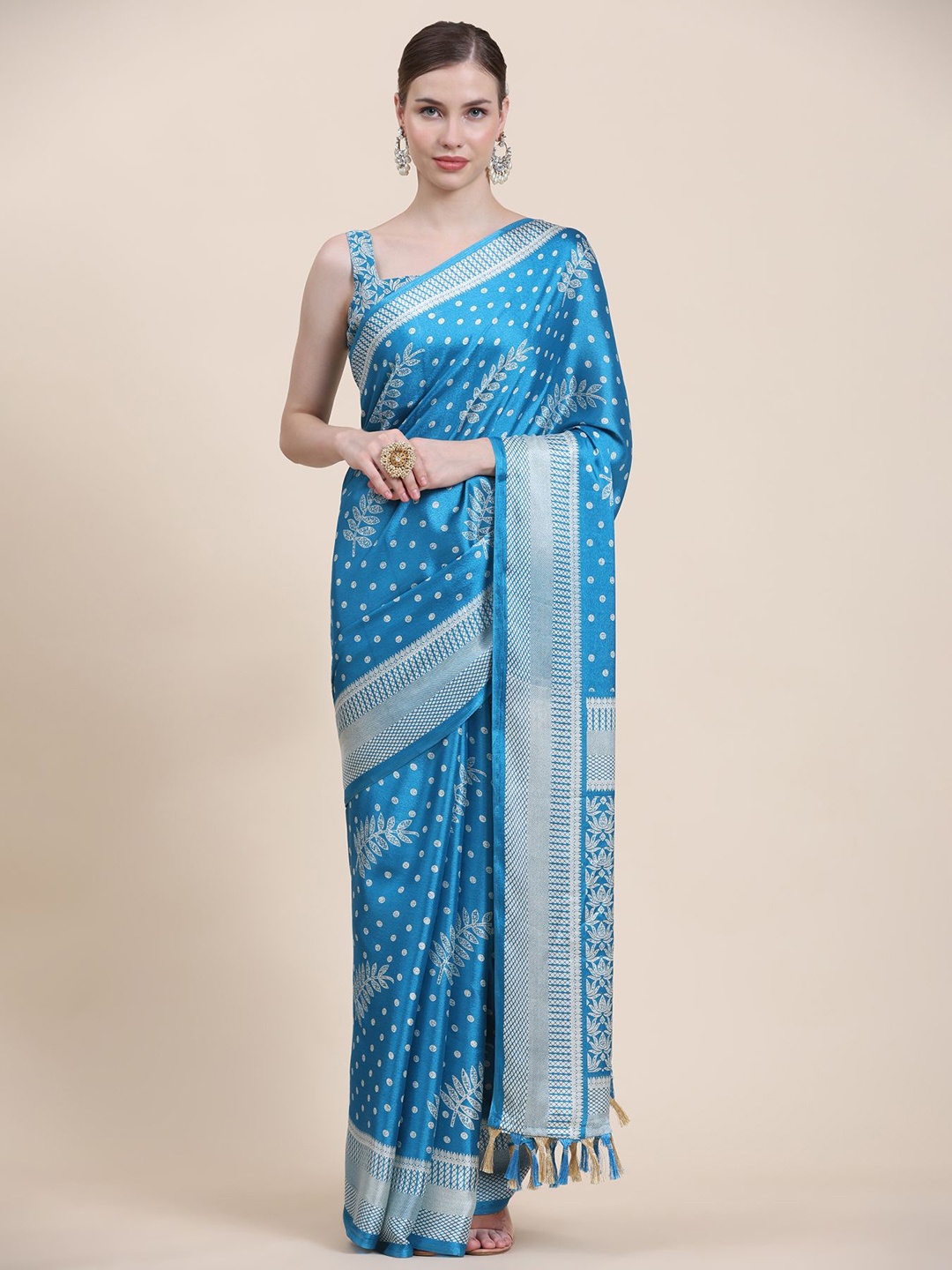 

Phenav Floral Printed Silk Cotton Block Print Saree, Blue