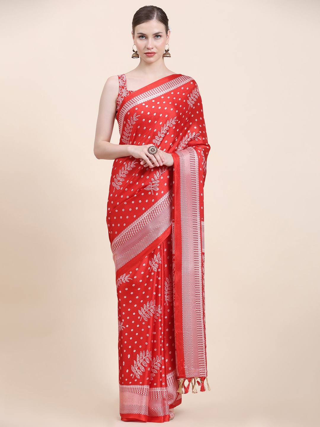 

Phenav Floral Printed Silk Cotton Block Print Saree, Red