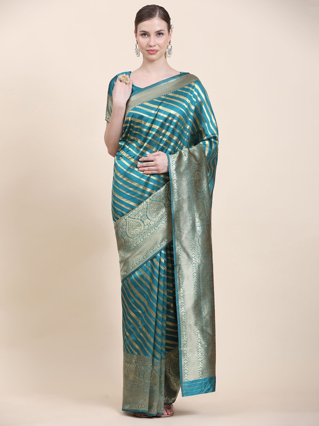 

Phenav Leheriya Zari Silk Blend Banarasi Saree With Blouse Piece, Green