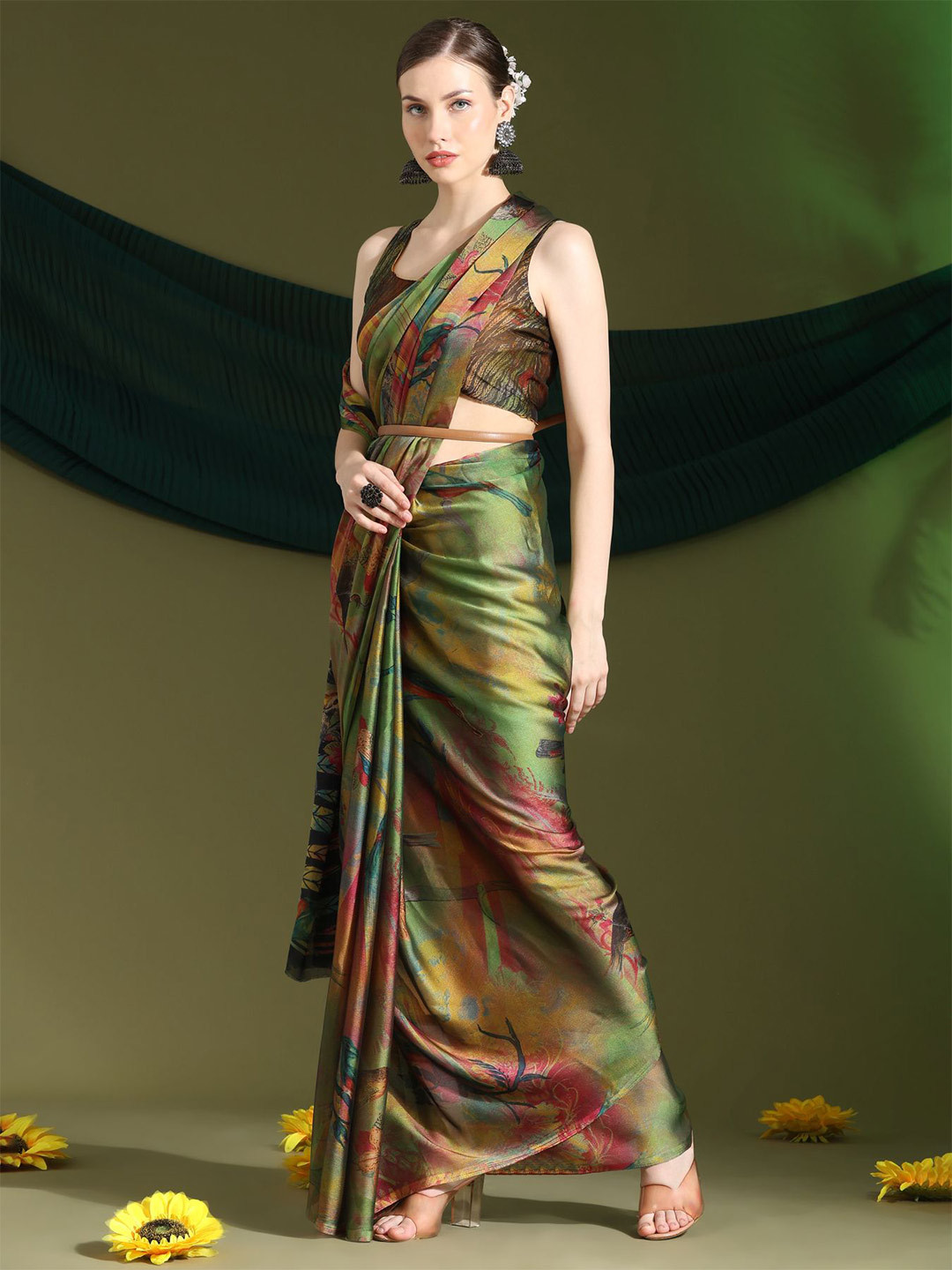 

Phenav Floral Printed No Border Sarees, Green