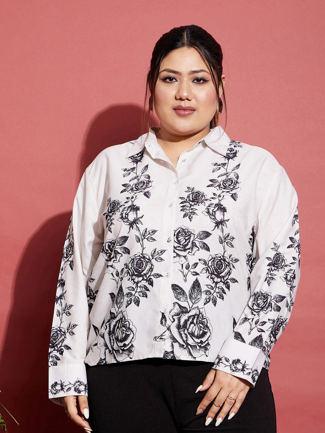 

SASSAFRAS Curve White Comfort Floral Printed Casual Shirt
